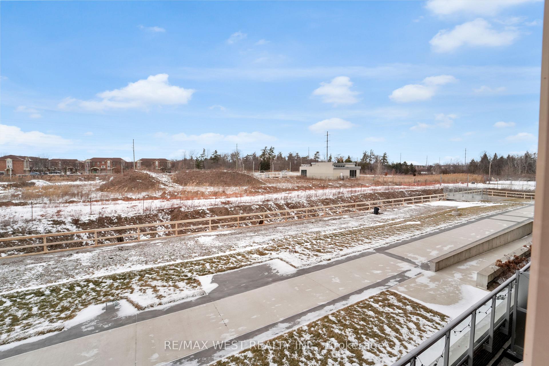 Photo 18 of Unit 214, 4040 Upper Middle Road, Burlington, Tansley — HOMEH