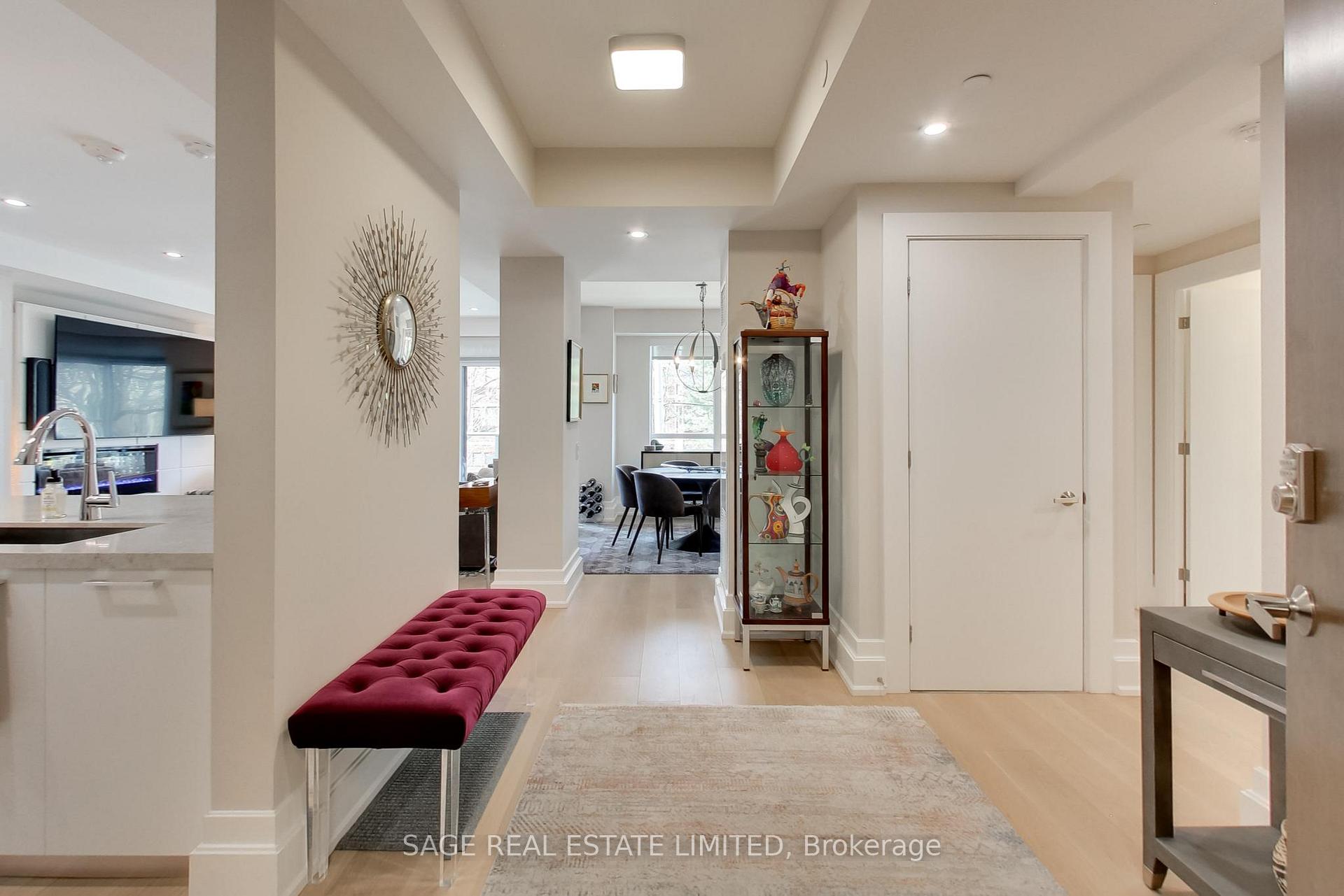 Photo 2 of Unit 206, 3 Southvale Drive, Toronto, Leaside — HOMEH