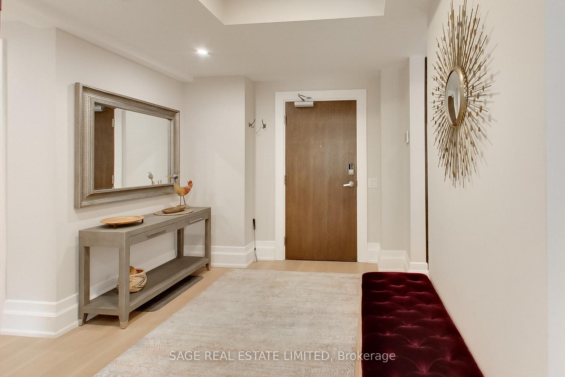 Photo 3 of Unit 206, 3 Southvale Drive, Toronto, Leaside — HOMEH