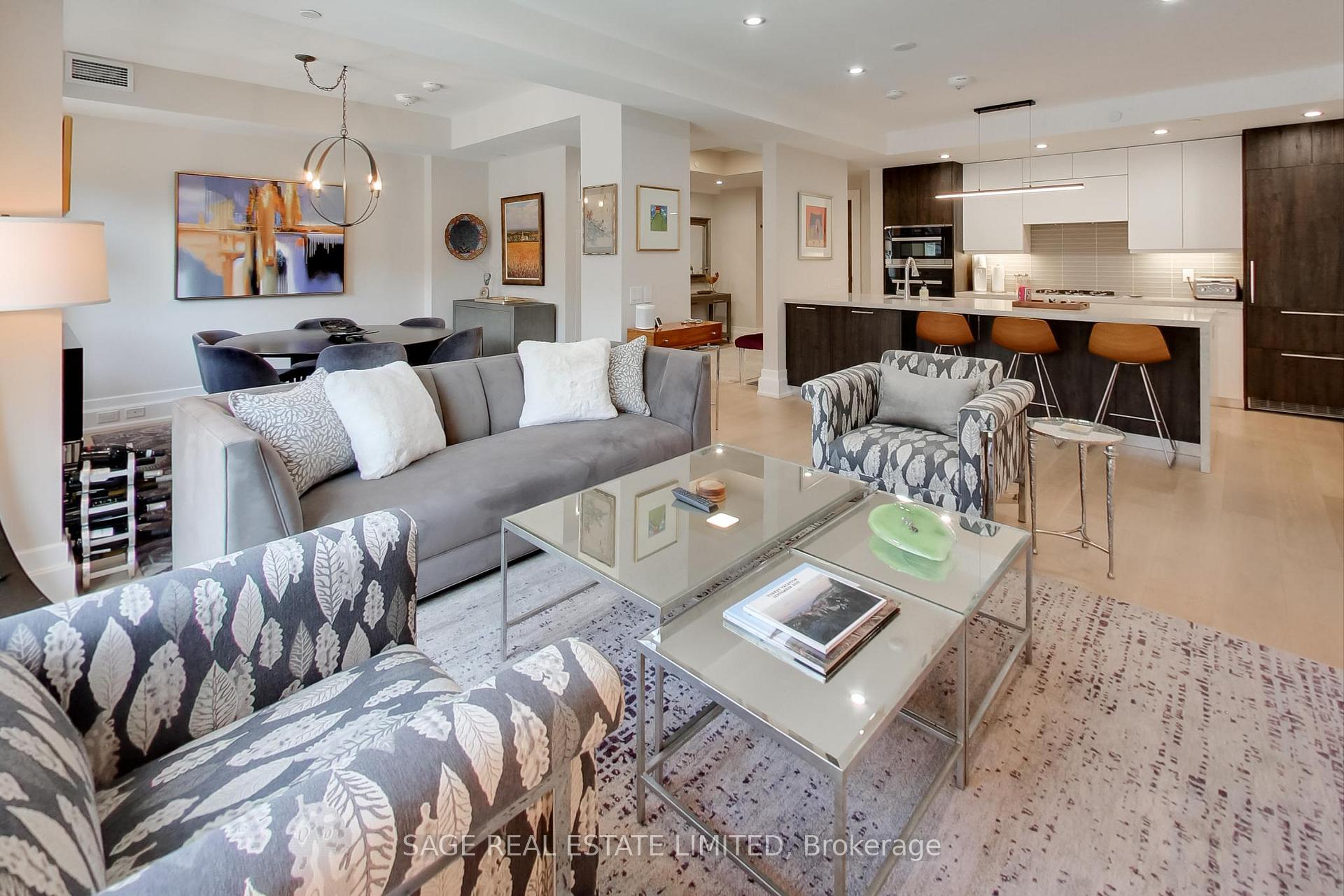 Photo 13 of Unit 206, 3 Southvale Drive, Toronto, Leaside — HOMEH