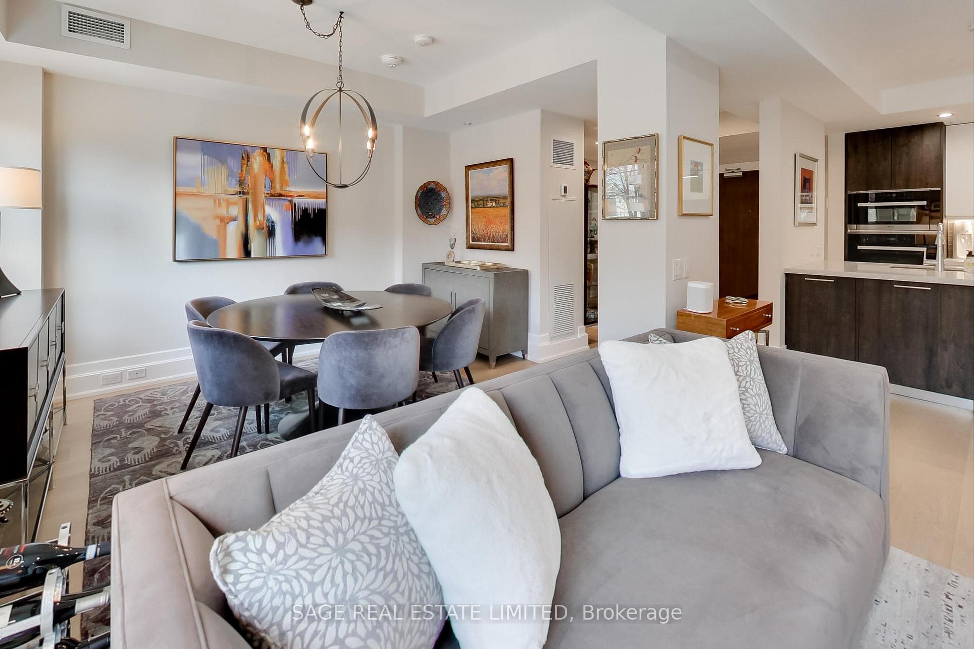Photo 15 of Unit 206, 3 Southvale Drive, Toronto, Leaside — HOMEH
