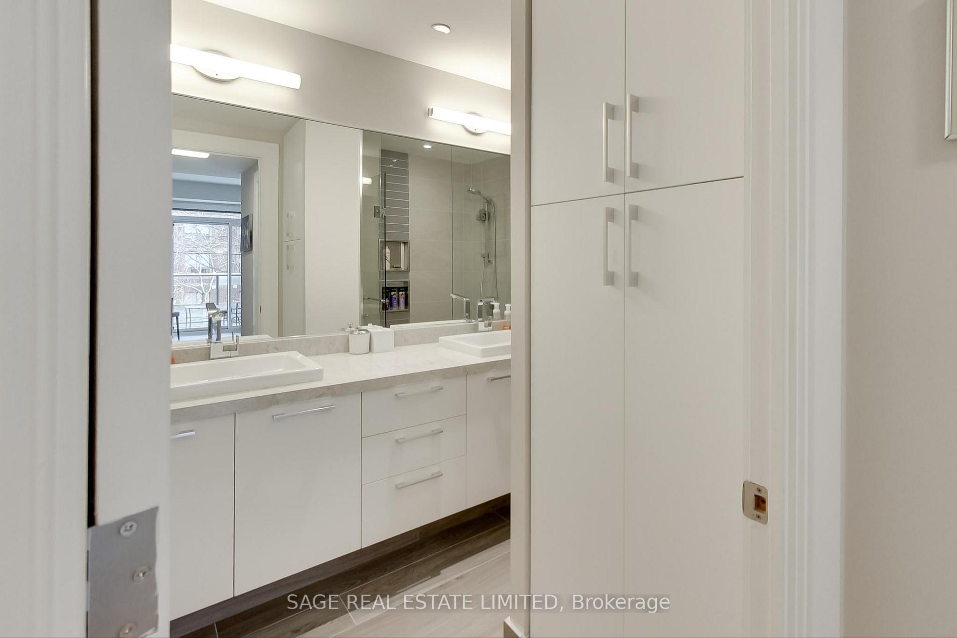 Photo 19 of Unit 206, 3 Southvale Drive, Toronto, Leaside — HOMEH