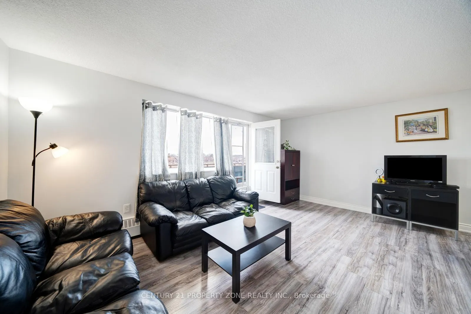 Photo 19 of Unit 411, 936 Glen Street, Oshawa, Lakeview — HOMEH