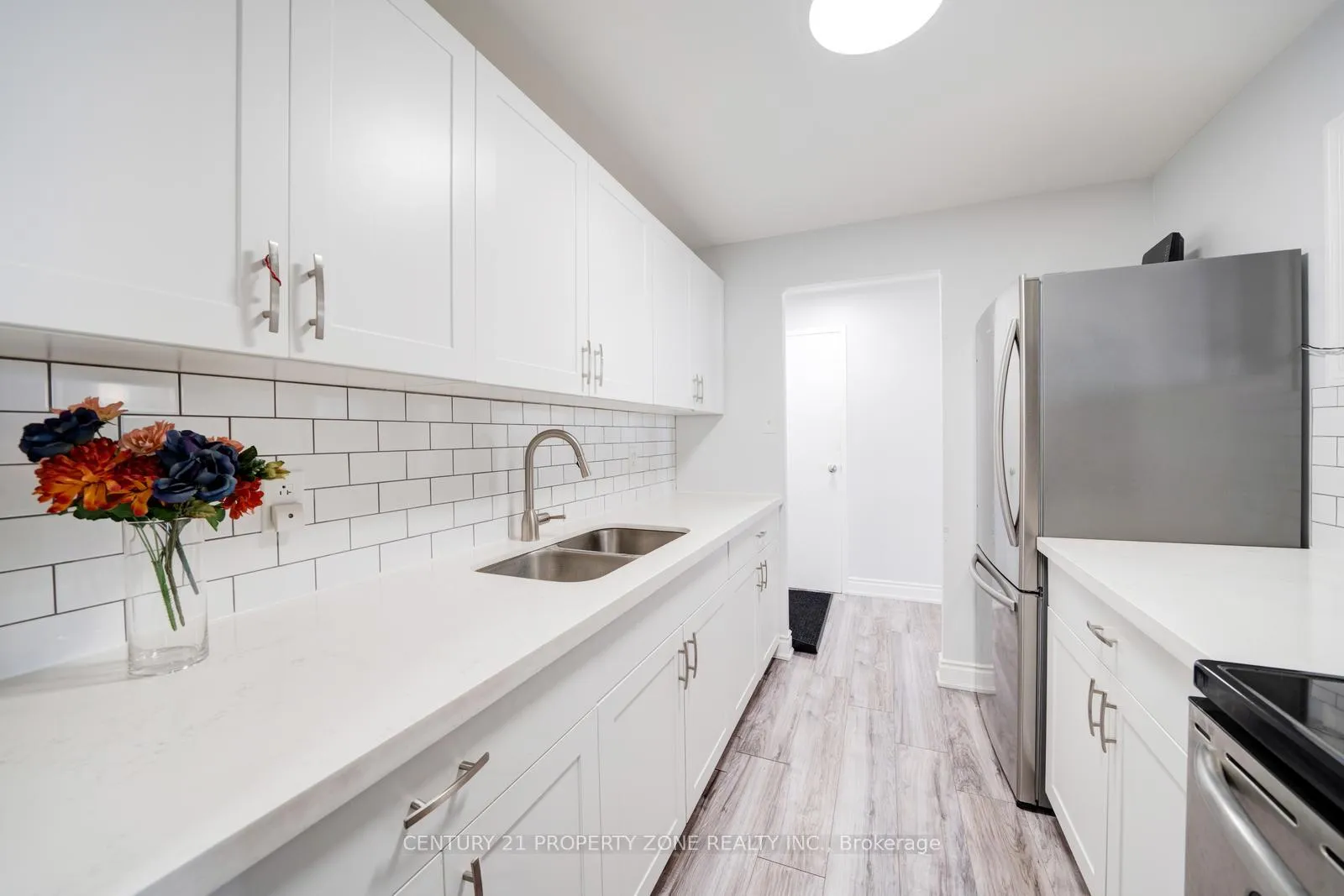 Photo 27 of Unit 411, 936 Glen Street, Oshawa, Lakeview — HOMEH