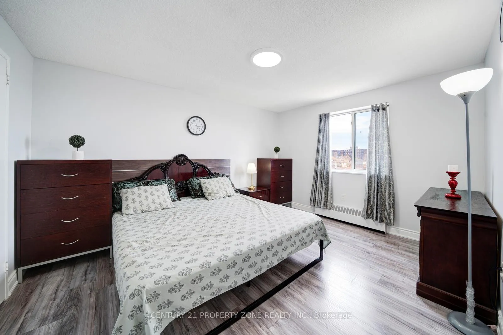 Photo 33 of Unit 411, 936 Glen Street, Oshawa, Lakeview — HOMEH