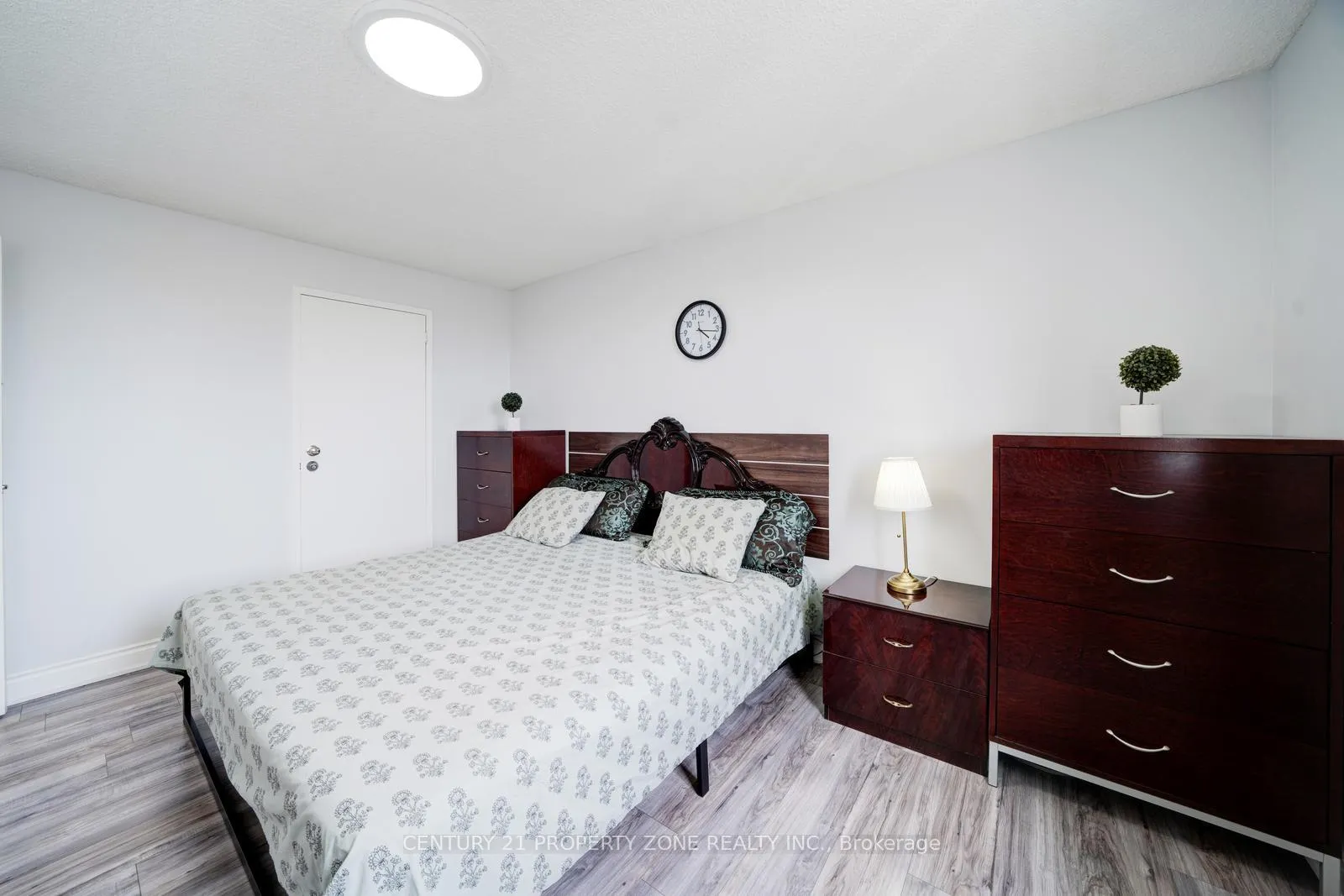 Photo 35 of Unit 411, 936 Glen Street, Oshawa, Lakeview — HOMEH