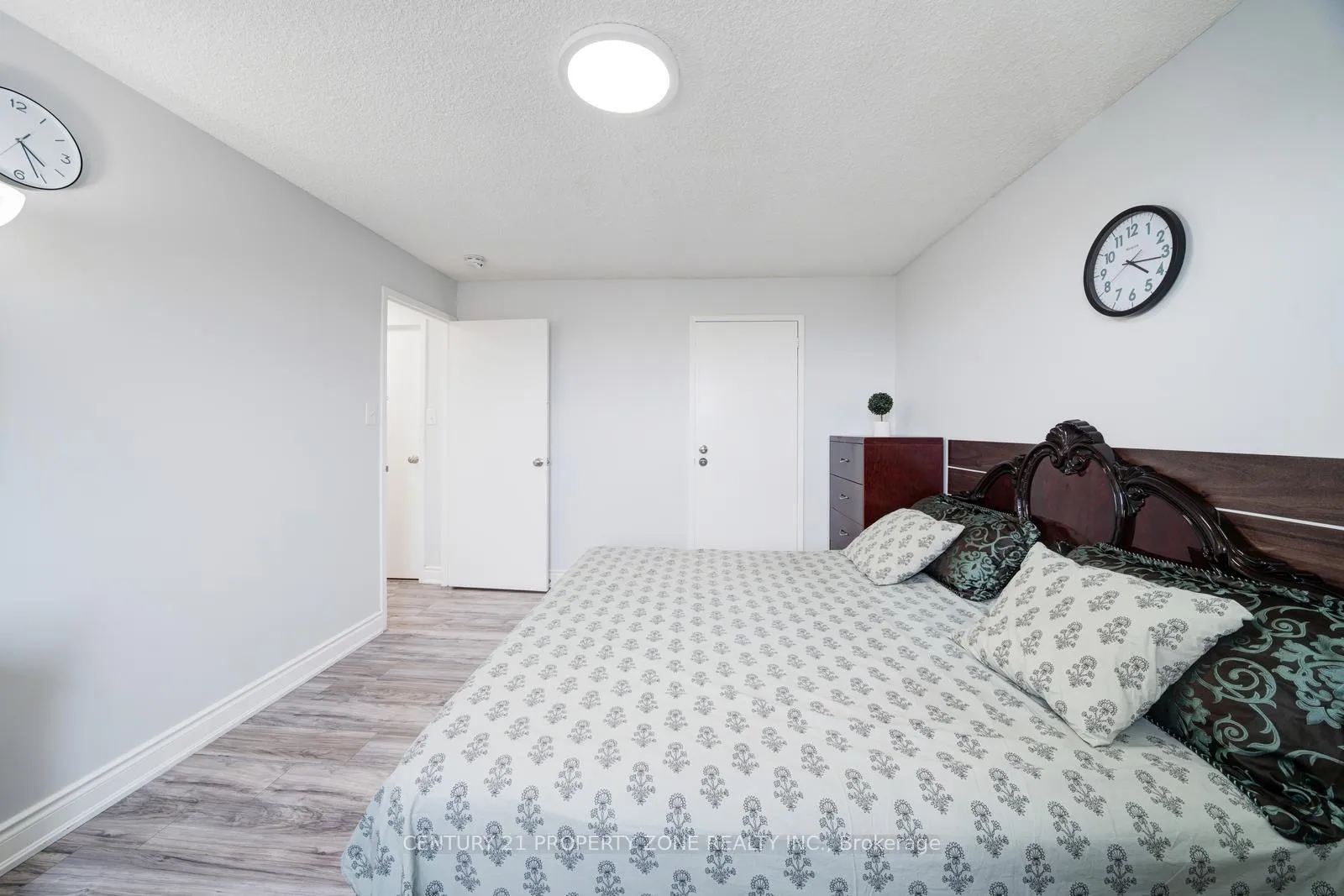 Photo 36 of Unit 411, 936 Glen Street, Oshawa, Lakeview — HOMEH