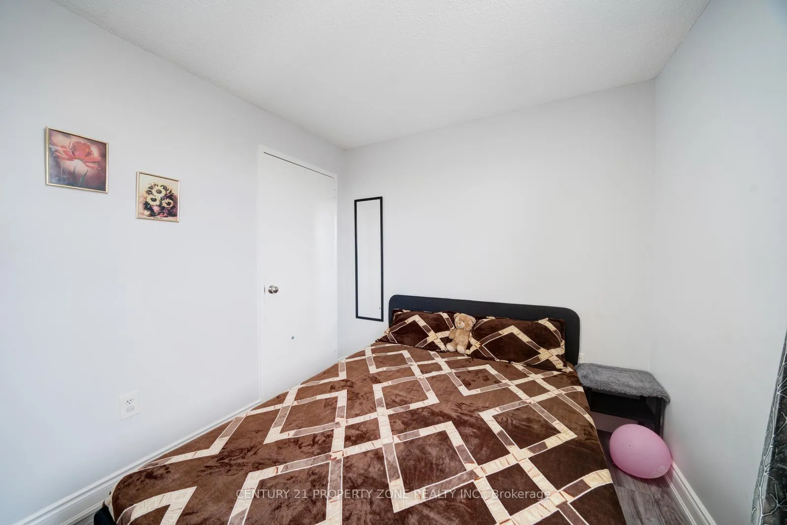 Photo 41 of Unit 411, 936 Glen Street, Oshawa, Lakeview — HOMEH