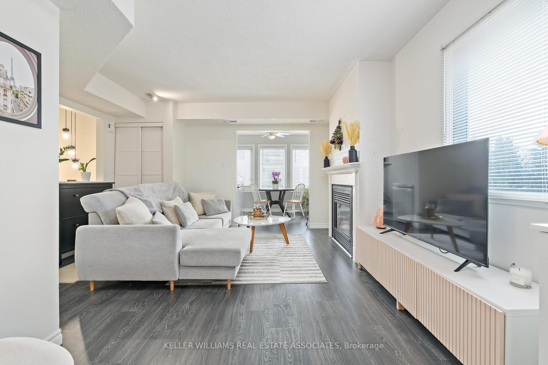 Photo 6 of 20A Wylie Circle, Halton Hills, Georgetown — HOMEH