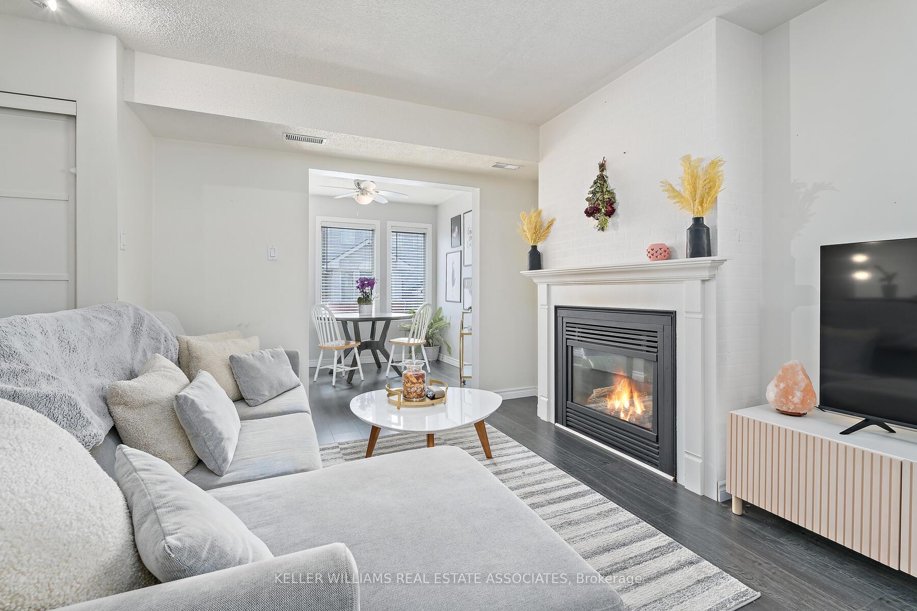 Photo 9 of 20A Wylie Circle, Halton Hills, Georgetown — HOMEH