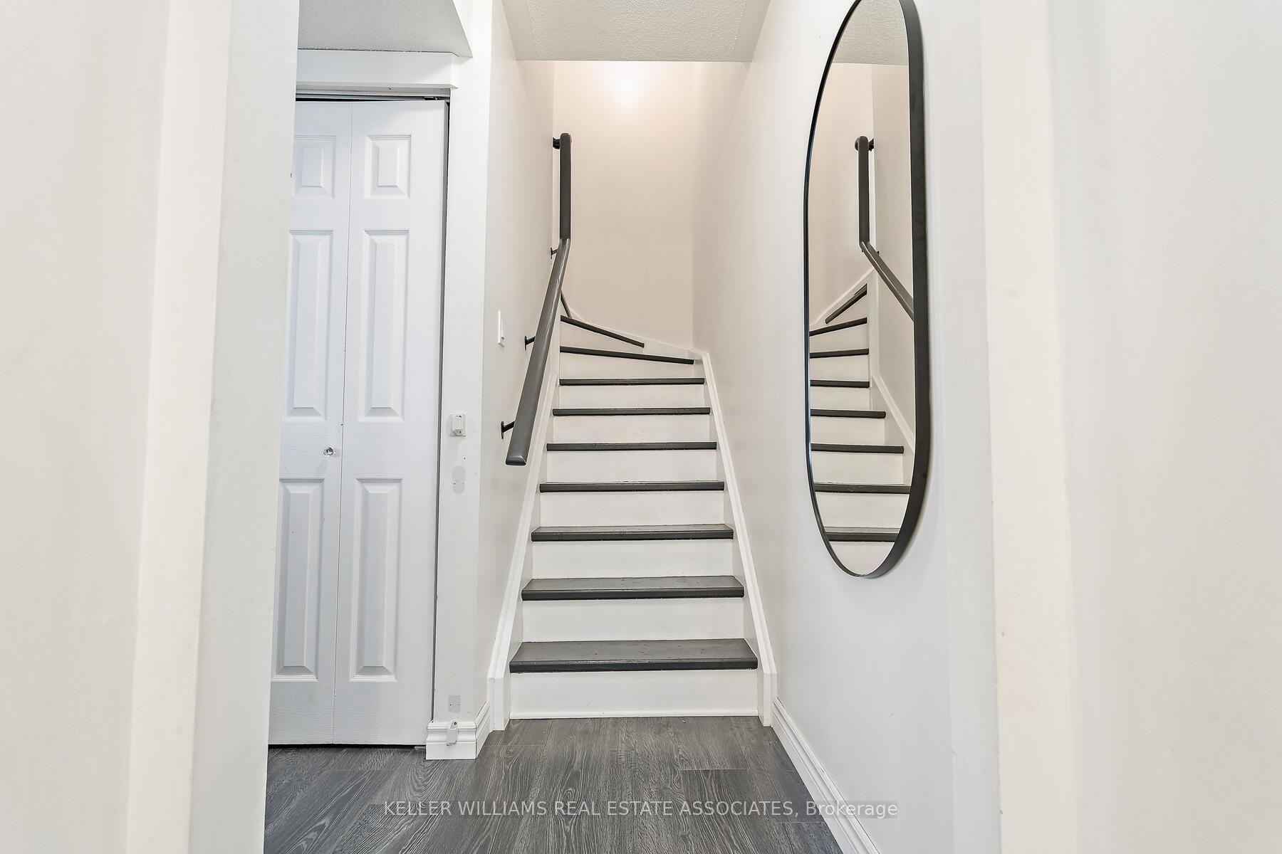 Photo 17 of 20A Wylie Circle, Halton Hills, Georgetown — HOMEH