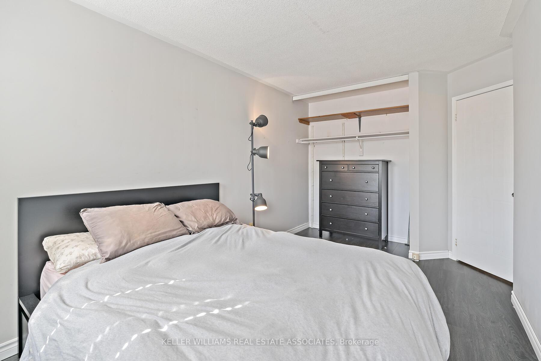 Photo 21 of 20A Wylie Circle, Halton Hills, Georgetown — HOMEH
