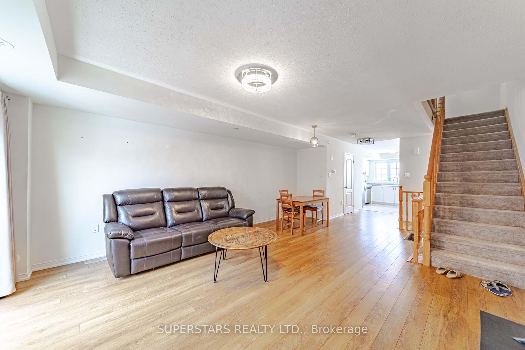 Photo 8 of 2697 Deputy Minister Path, Oshawa, Windfields — HOMEH