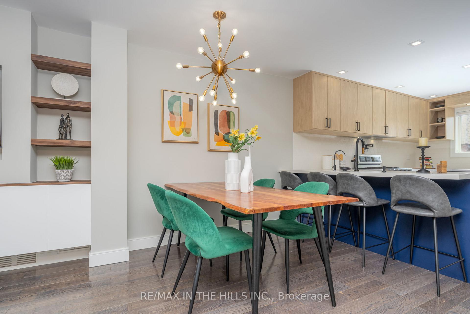 Photo 12 of Unit 14, 1532 Sixth Line, Oakville, College Park — HOMEH