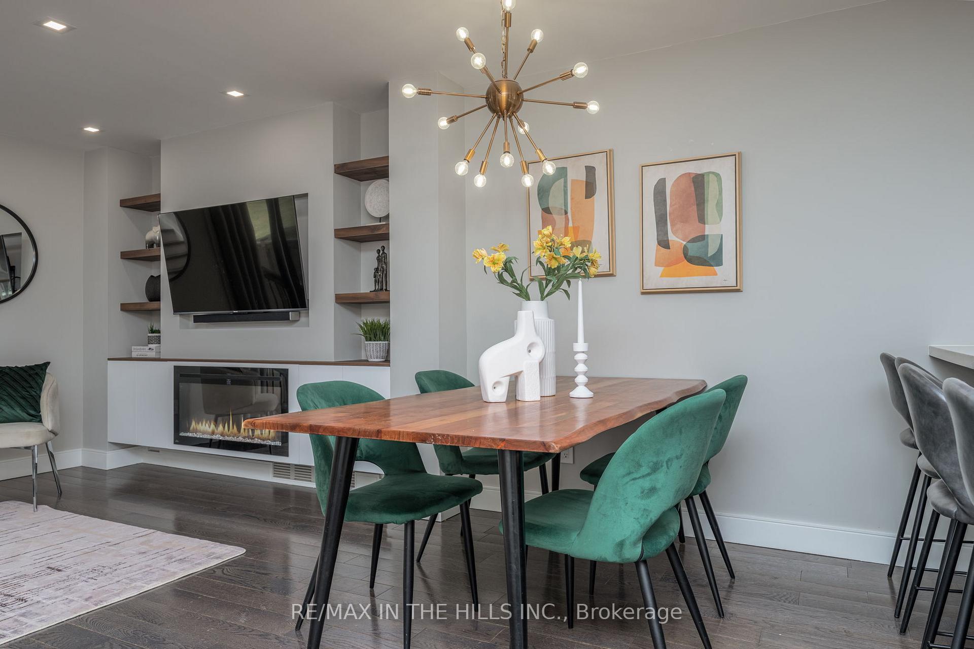 Photo 14 of Unit 14, 1532 Sixth Line, Oakville, College Park — HOMEH