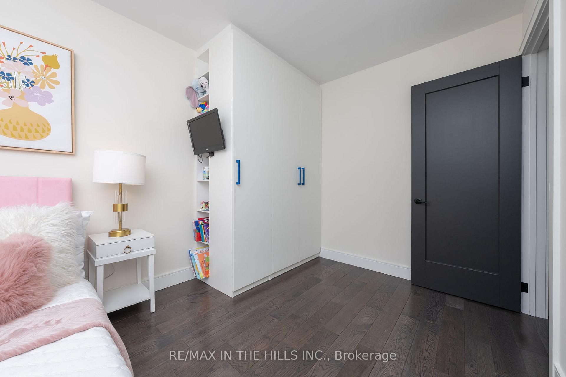 Photo 24 of Unit 14, 1532 Sixth Line, Oakville, College Park — HOMEH