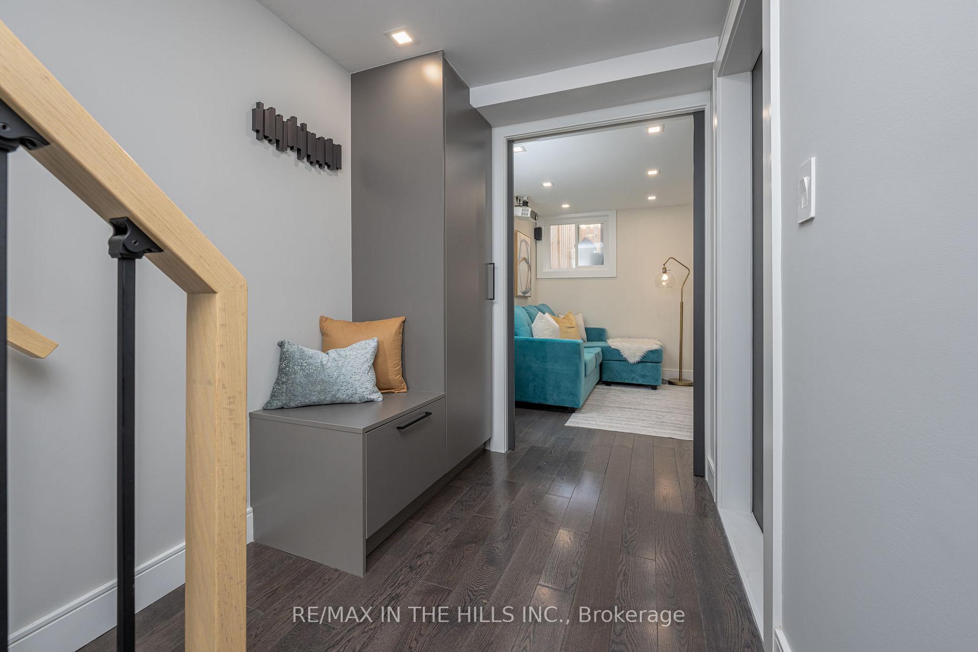 Photo 32 of Unit 14, 1532 Sixth Line, Oakville, College Park — HOMEH
