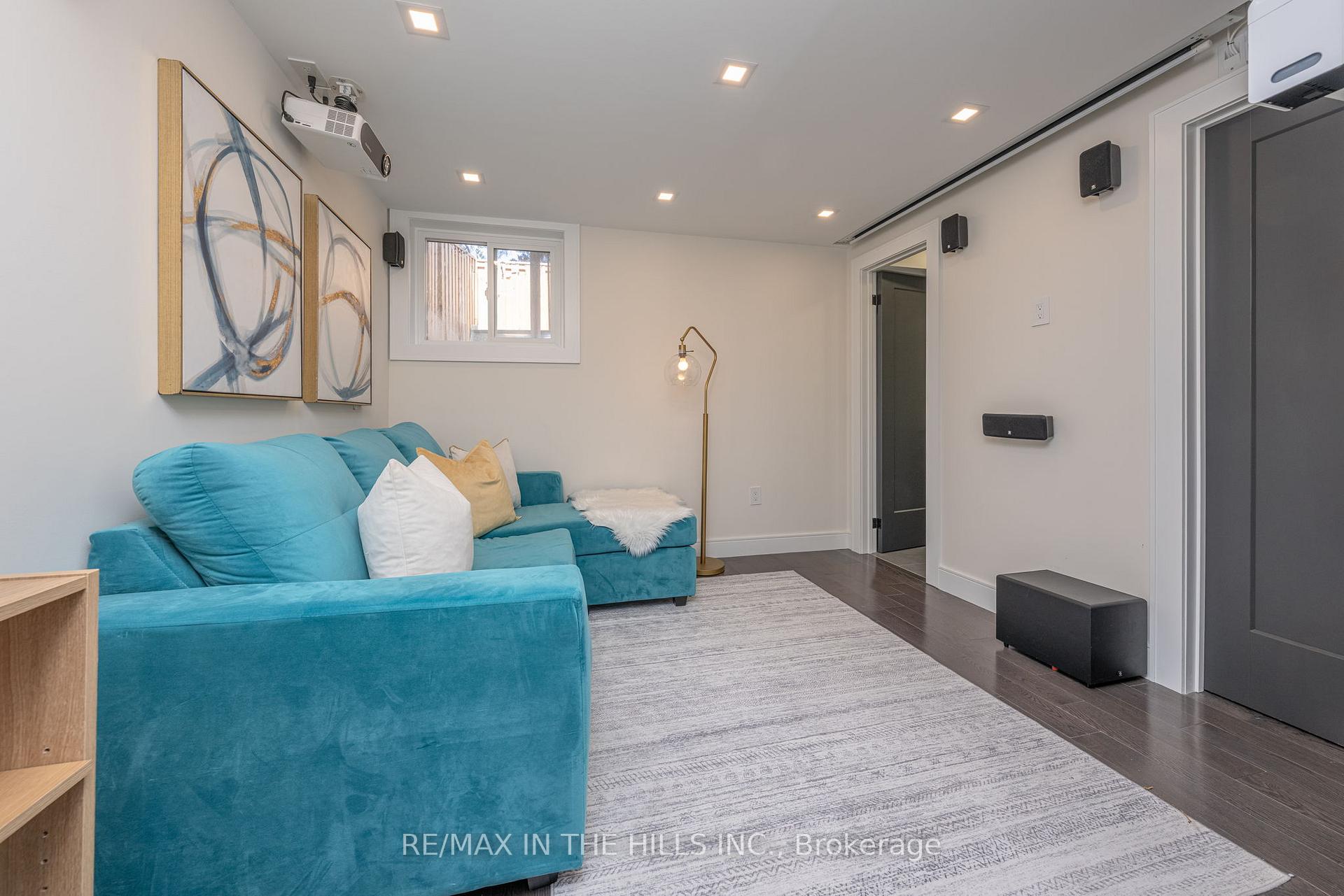 Photo 33 of Unit 14, 1532 Sixth Line, Oakville, College Park — HOMEH