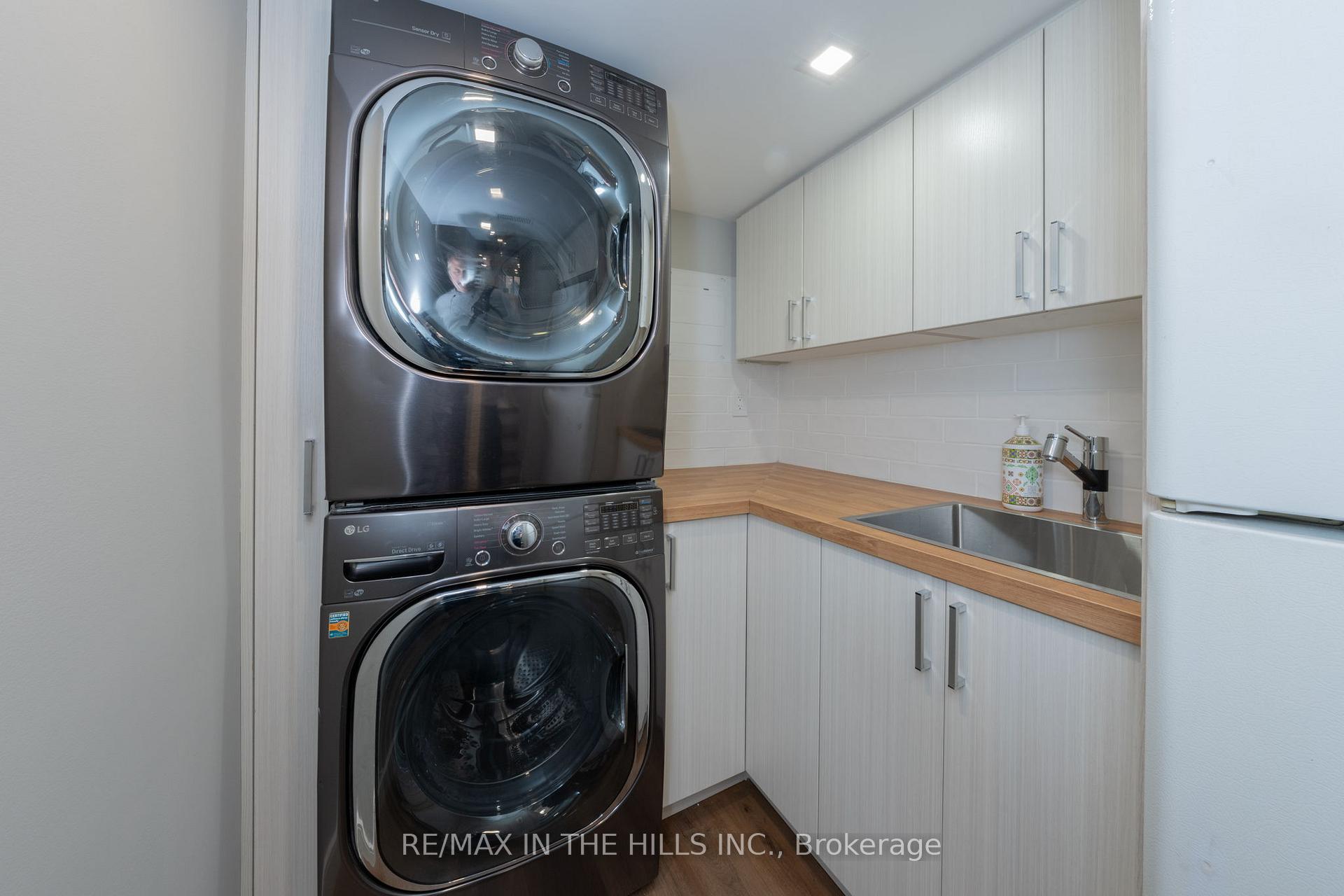 Photo 38 of Unit 14, 1532 Sixth Line, Oakville, College Park — HOMEH