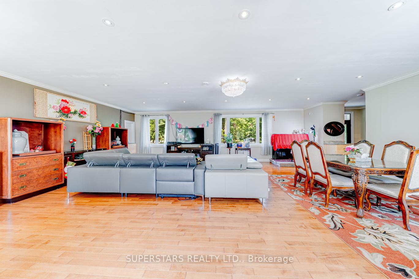 Photo 8 of 1075 Big Bay Point Road, Barrie, Rural Barrie Southeast — HOMEH