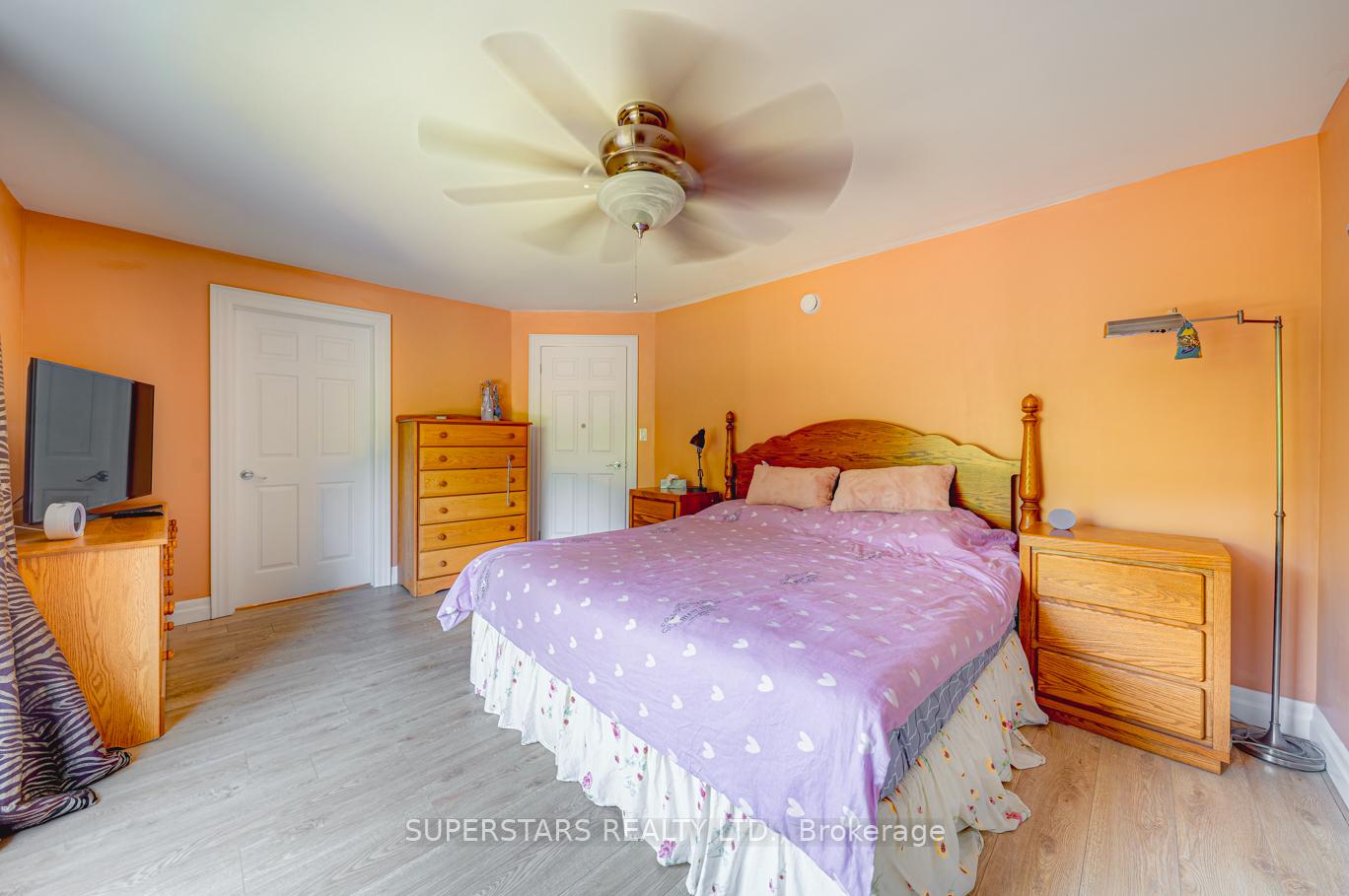 Photo 16 of 1075 Big Bay Point Road, Barrie, Rural Barrie Southeast — HOMEH