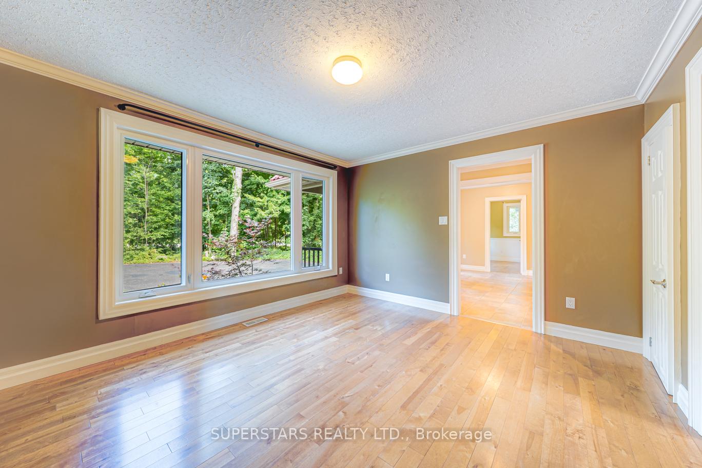 Photo 23 of 1075 Big Bay Point Road, Barrie, Rural Barrie Southeast — HOMEH