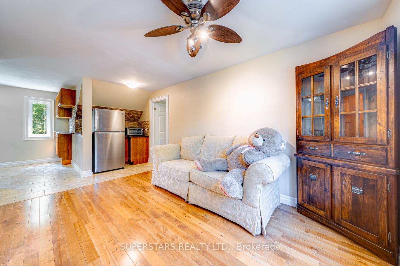 Photo 33 of 1075 Big Bay Point Road, Barrie, Rural Barrie Southeast — HOMEH