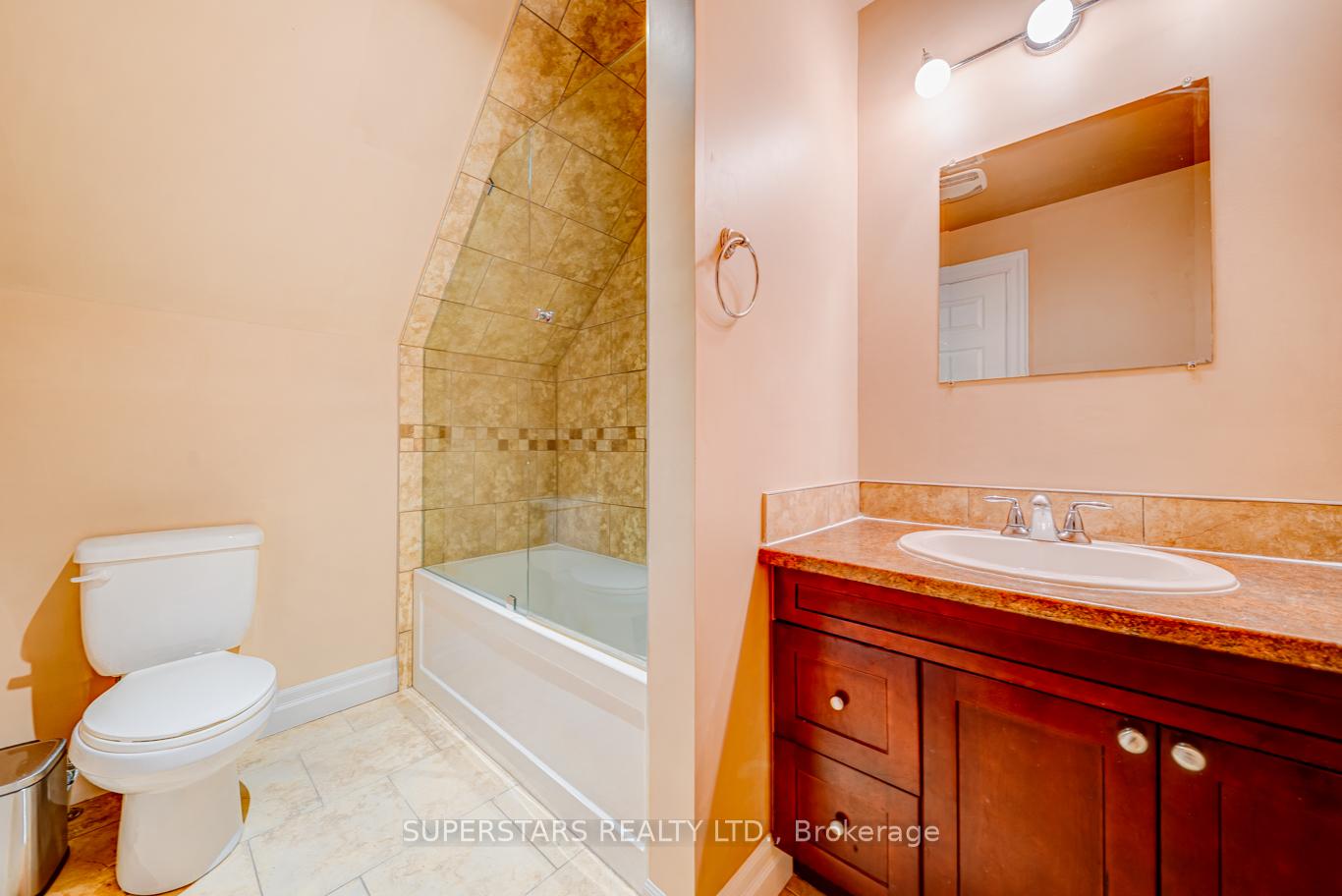 Photo 36 of 1075 Big Bay Point Road, Barrie, Rural Barrie Southeast — HOMEH