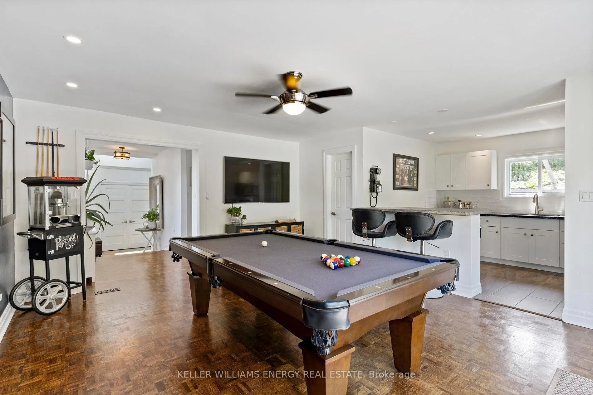 Photo 28 of 141 Cedar Crest Beach Road, Clarington, Bowmanville — HOMEH