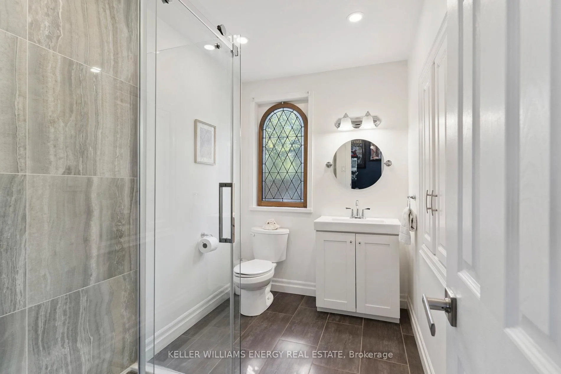 Photo 31 of 141 Cedar Crest Beach Road, Clarington, Bowmanville — HOMEH