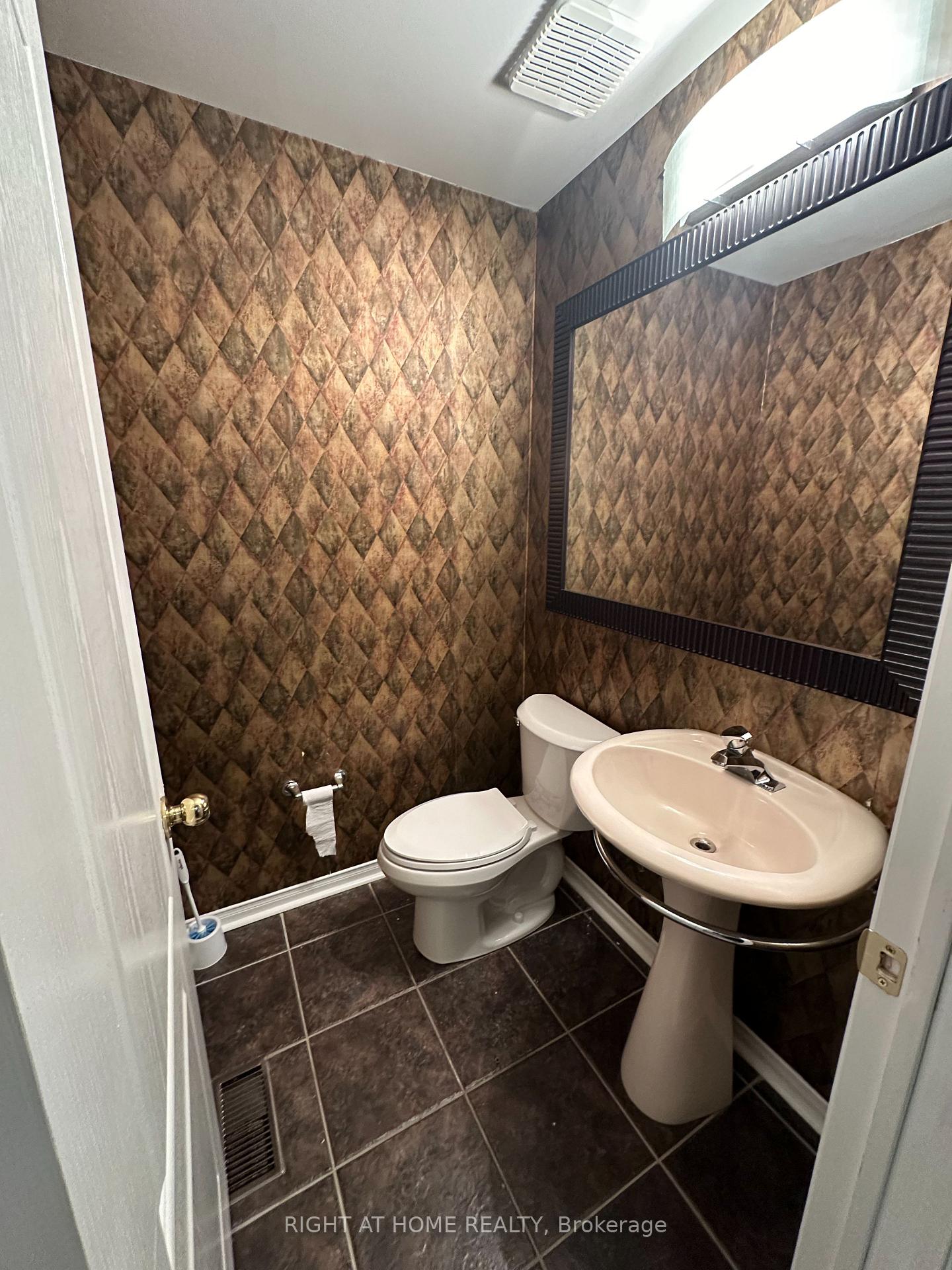 Photo 5 of 103 Millcliff Circle, Aurora, Aurora Grove — HOMEH