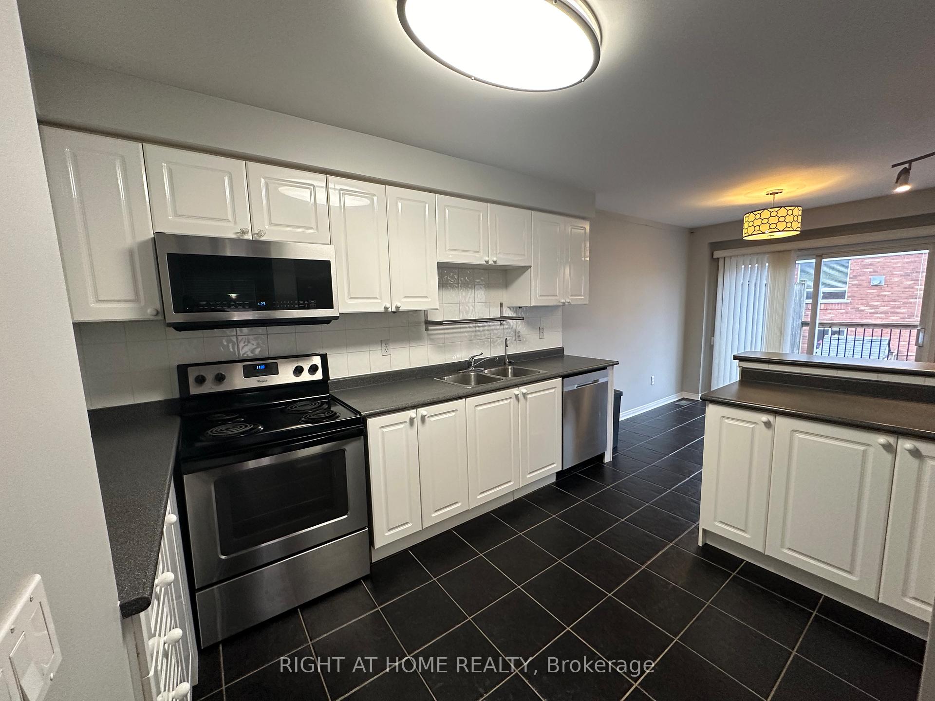Photo 16 of 103 Millcliff Circle, Aurora, Aurora Grove — HOMEH