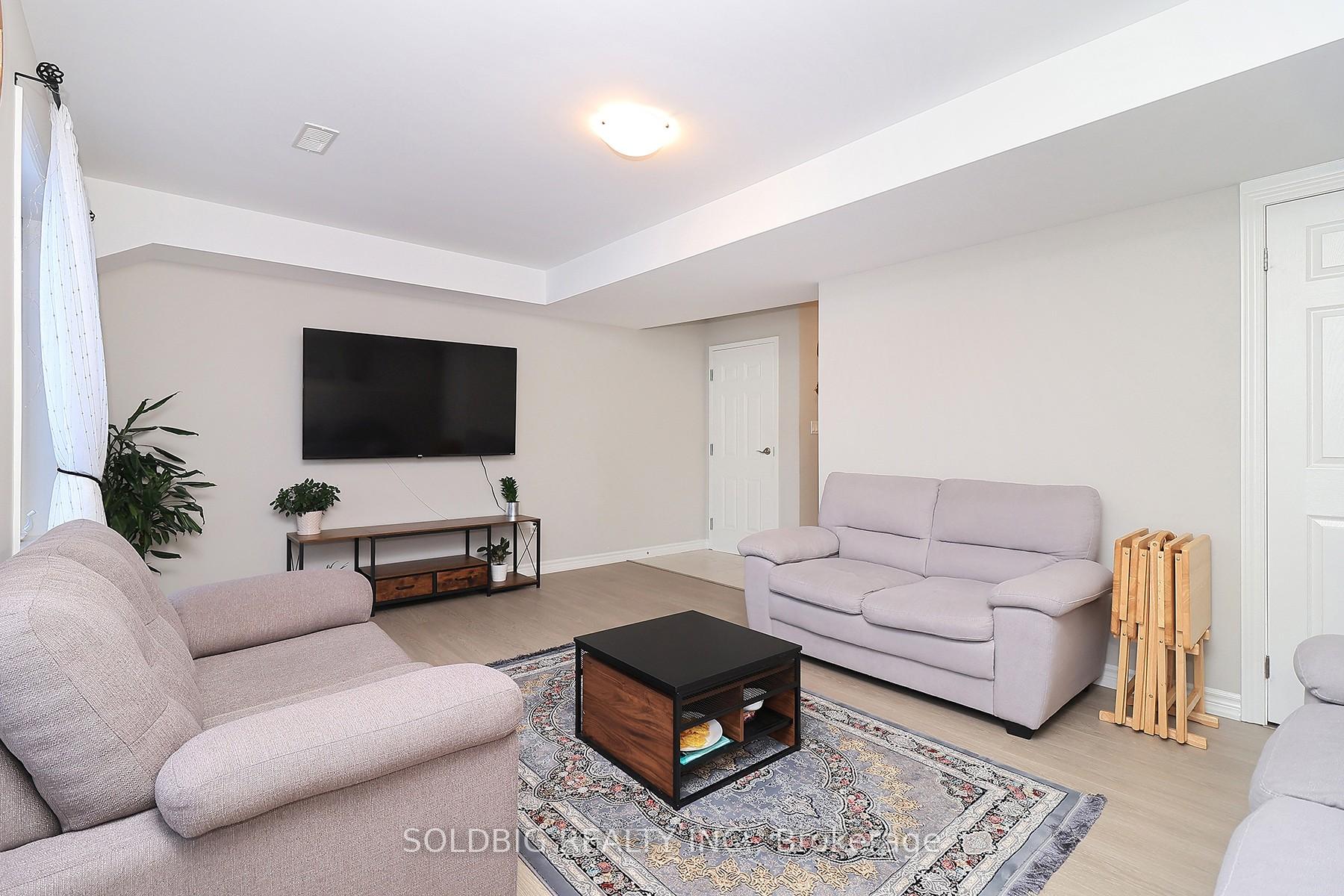 Photo 3 of 85 Mullin Drive, Guelph, Victoria North — HOMEH