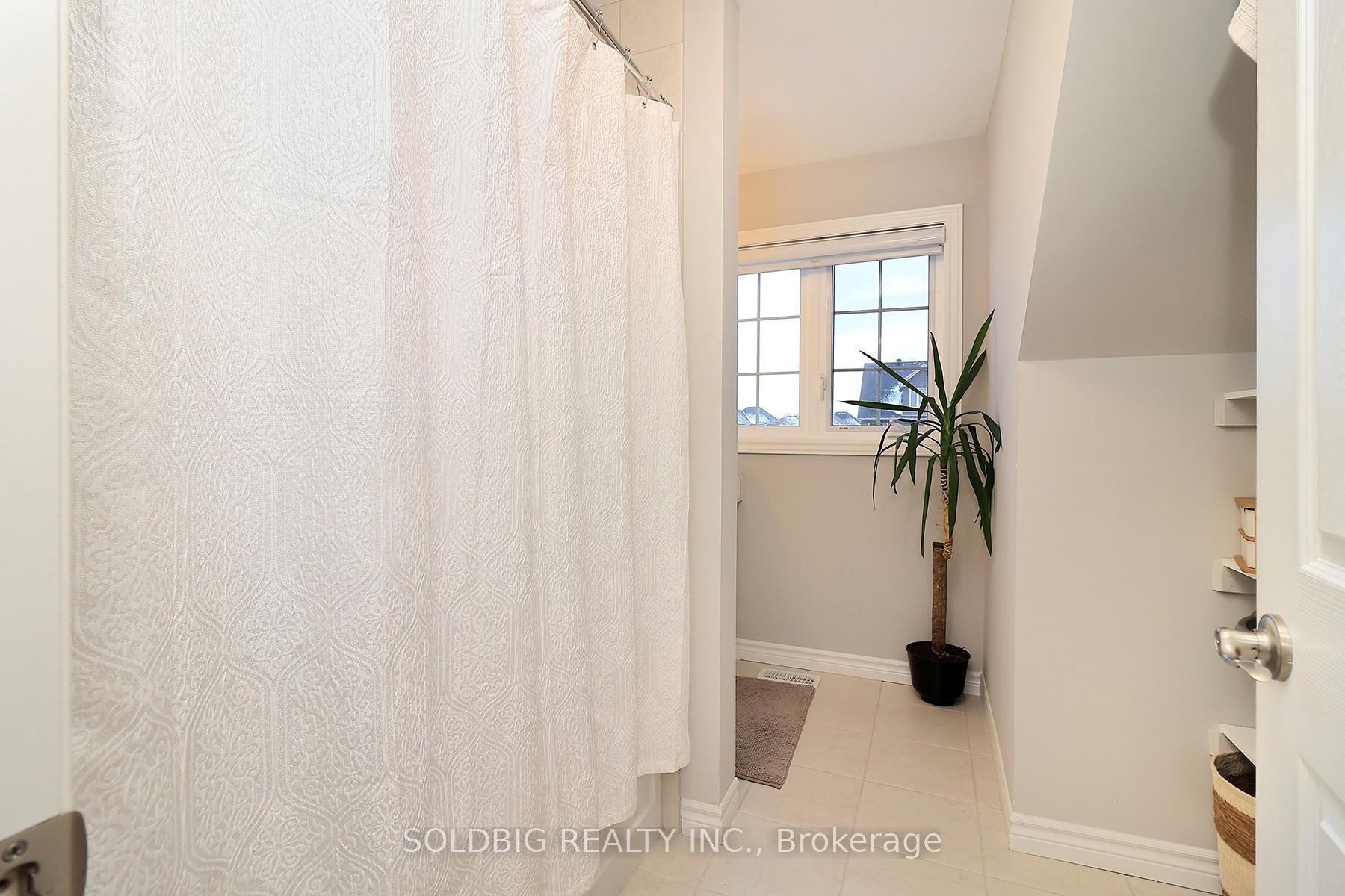 Photo 18 of 85 Mullin Drive, Guelph, Victoria North — HOMEH