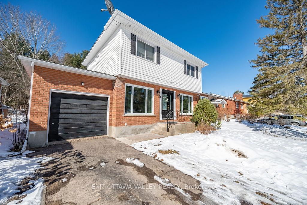 Photo 2 of 8 Sumac Court, Deep River, Deep River — HOMEH