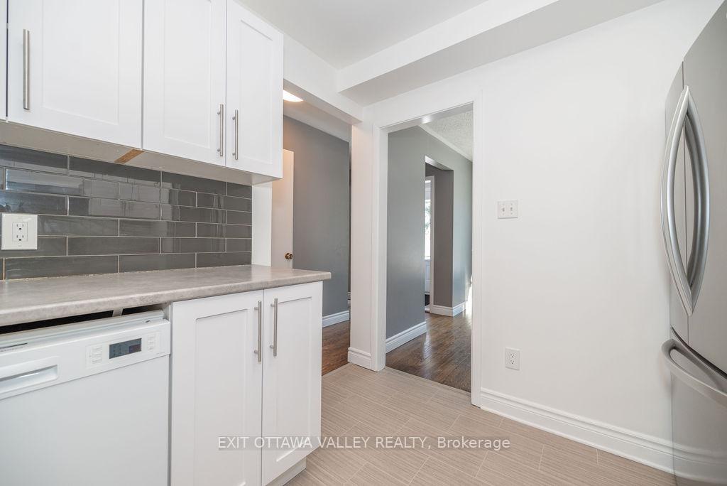 Photo 10 of 8 Sumac Court, Deep River, Deep River — HOMEH