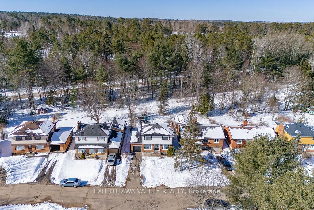 Photo 37 of 8 Sumac Court, Deep River, Deep River — HOMEH
