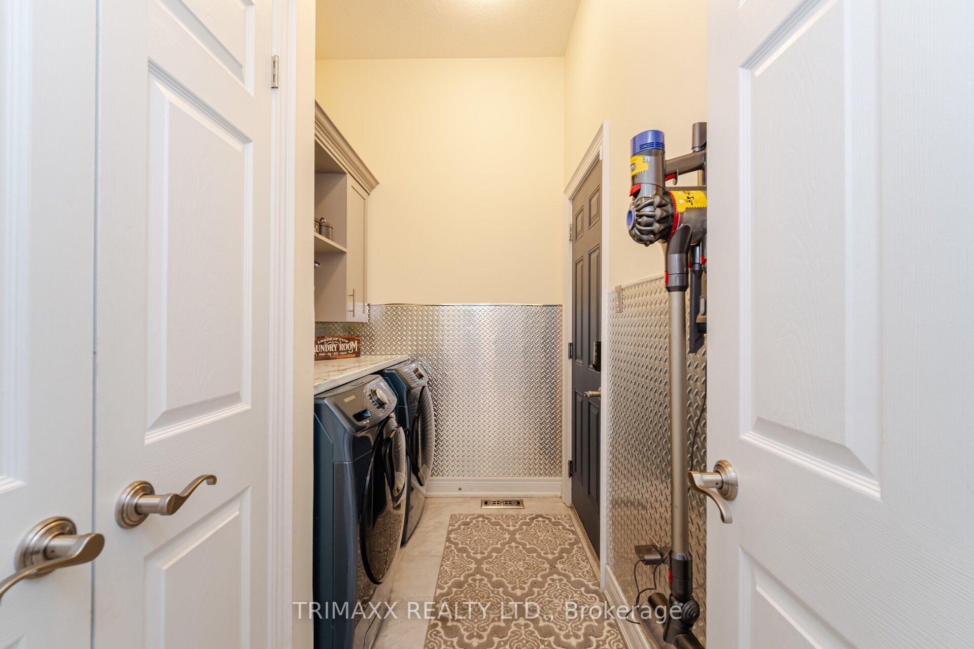 Photo 30 of Unit 11, 39 Kay Crescent, Guelph, Pineridge/Westminster Woods — HOMEH