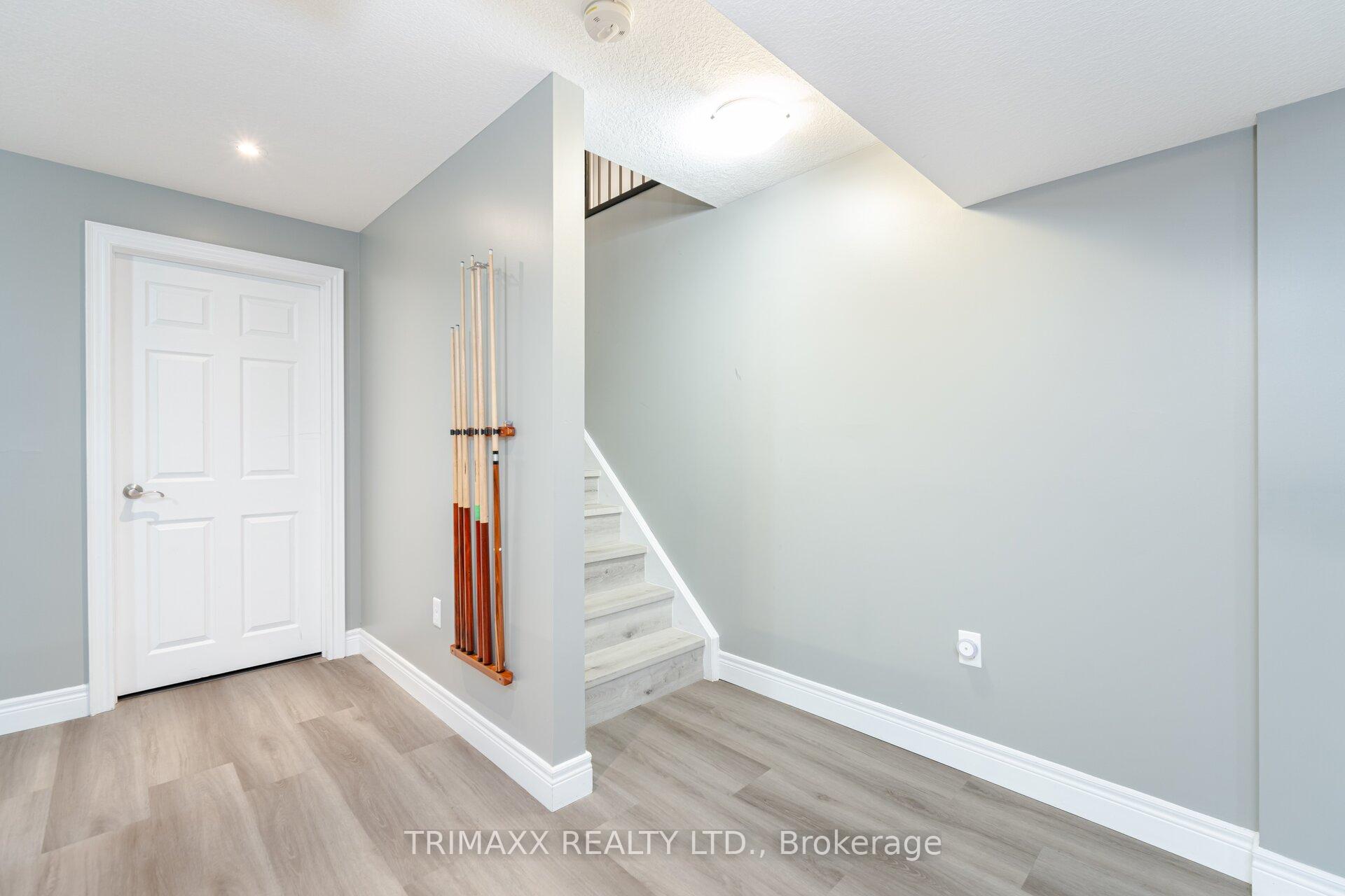 Photo 32 of Unit 11, 39 Kay Crescent, Guelph, Pineridge/Westminster Woods — HOMEH