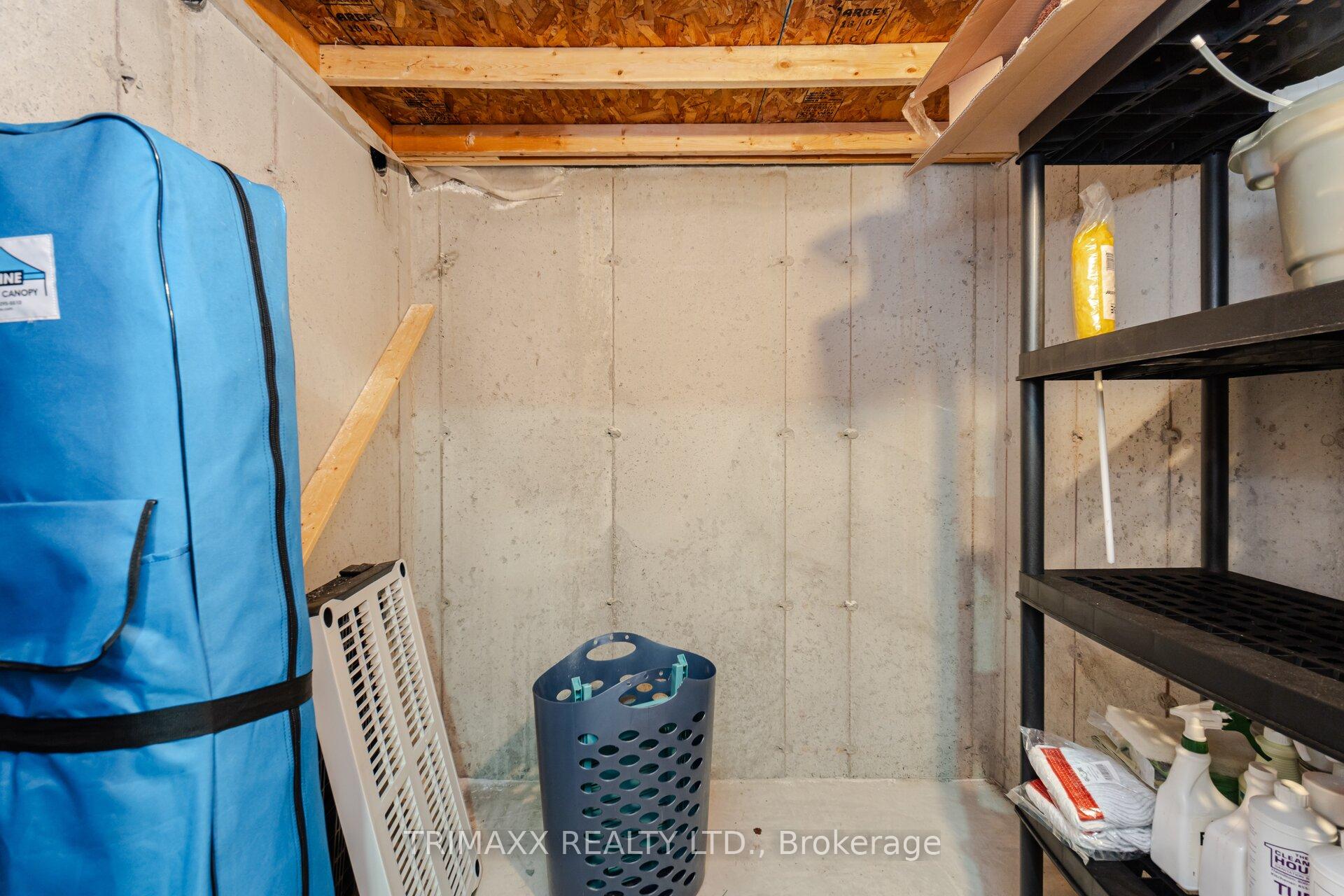 Photo 38 of Unit 11, 39 Kay Crescent, Guelph, Pineridge/Westminster Woods — HOMEH