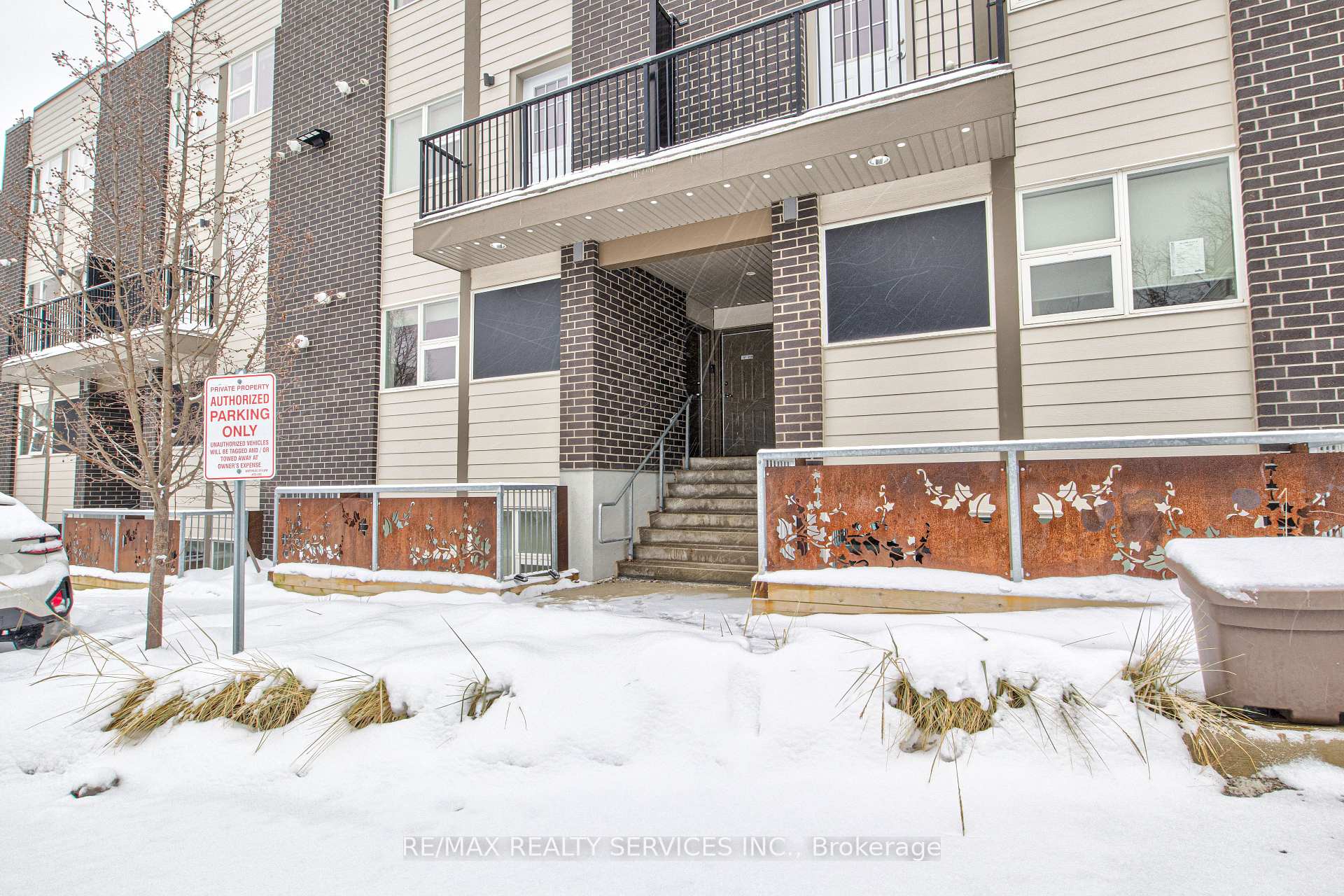 Photo 5 of Unit 115, 288 Albert Street, Waterloo, Lakeshore Village — HOMEH