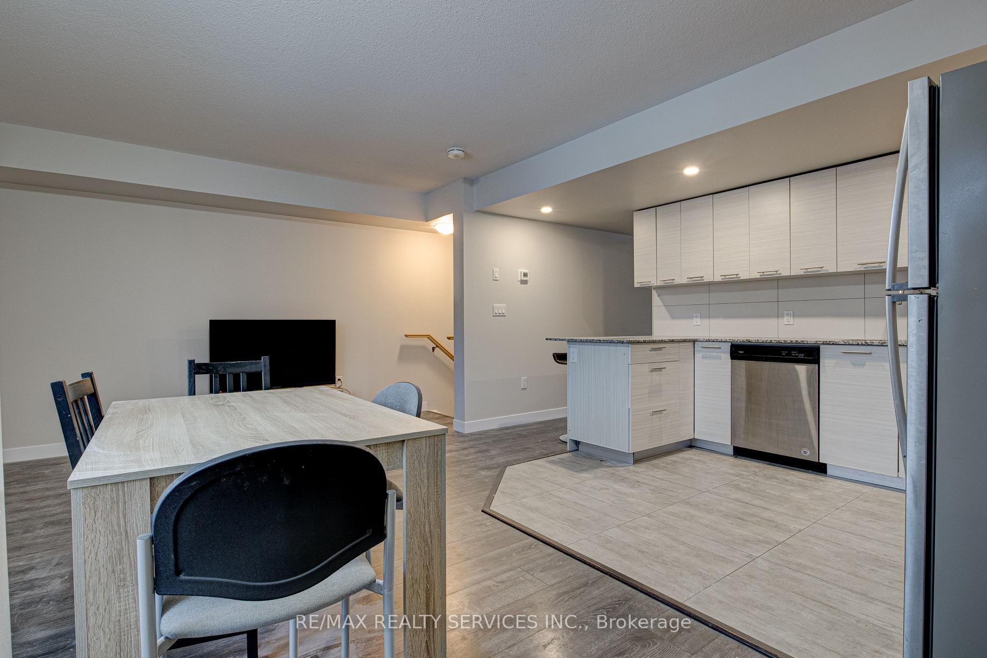 Photo 16 of Unit 115, 288 Albert Street, Waterloo, Lakeshore Village — HOMEH