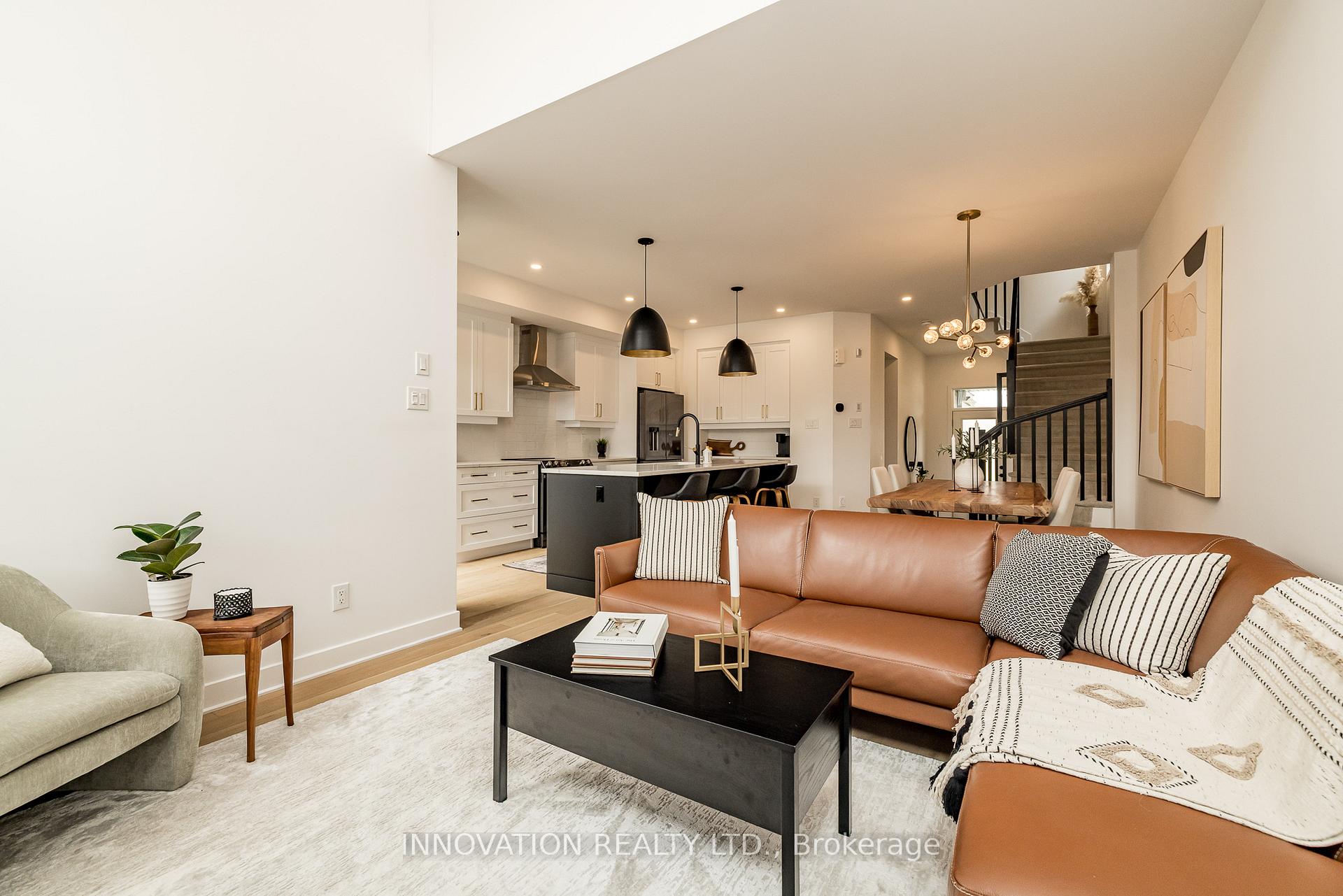 Photo 10 of 832 Chipping Circle, Ottawa, Riverside South/Gloucester Glen — HOMEH
