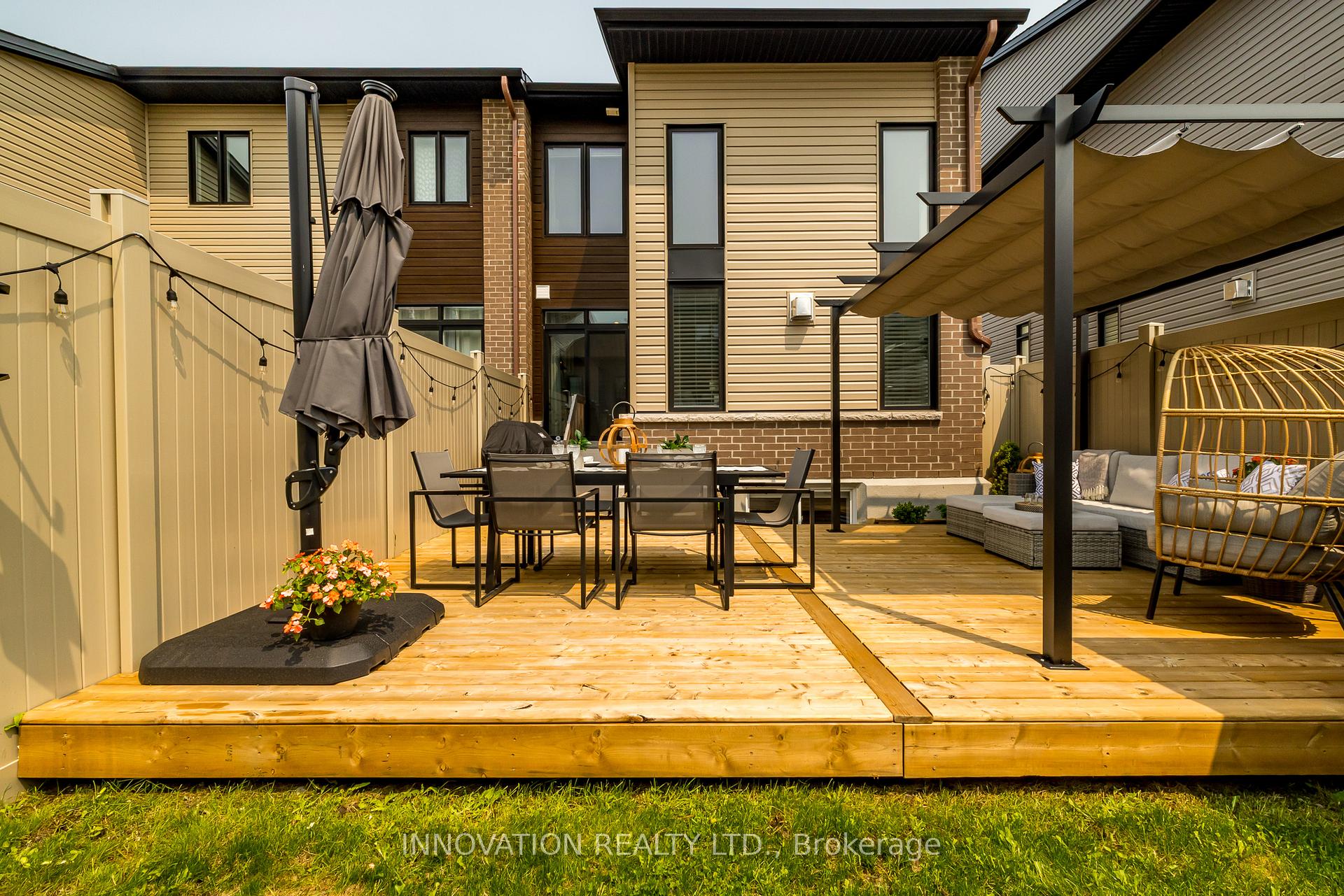Photo 36 of 832 Chipping Circle, Ottawa, Riverside South/Gloucester Glen — HOMEH