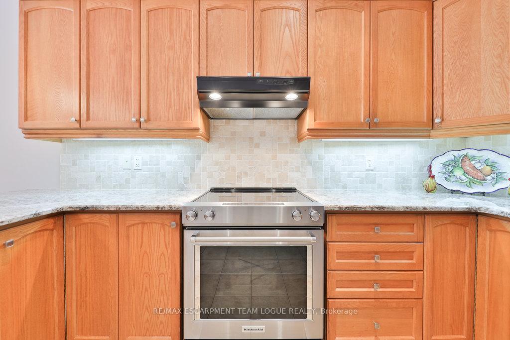 Photo 9 of Unit 81, 2165 Itabashi Way, Burlington, Tansley — HOMEH
