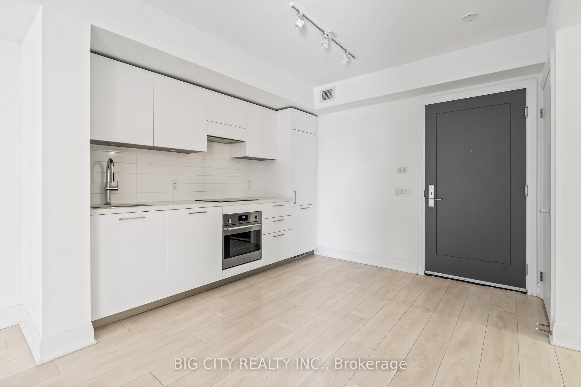 Photo 3 of Unit 309, 33 Frederick Todd Way, Toronto, Thorncliffe Park — HOMEH