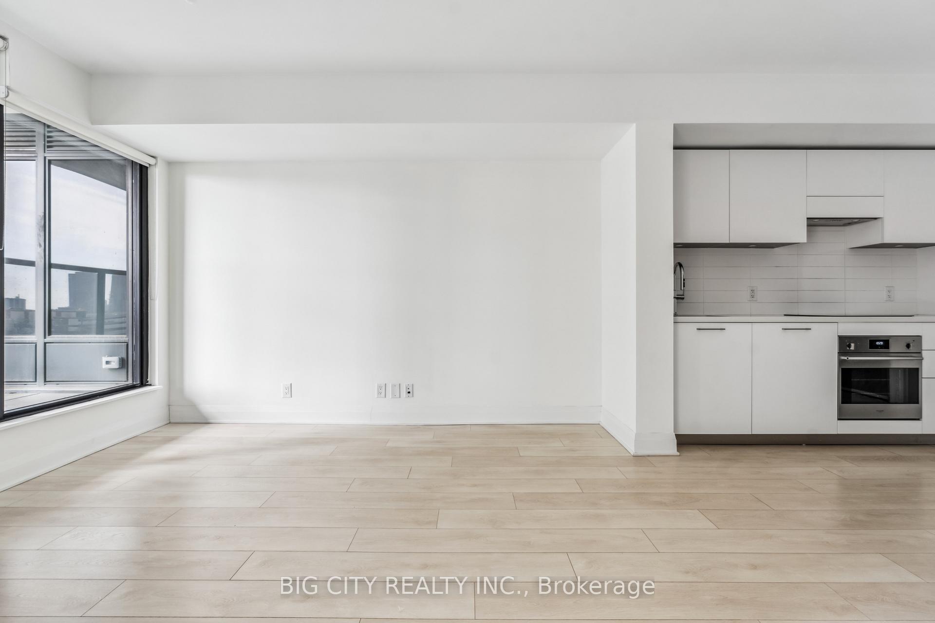 Photo 5 of Unit 309, 33 Frederick Todd Way, Toronto, Thorncliffe Park — HOMEH