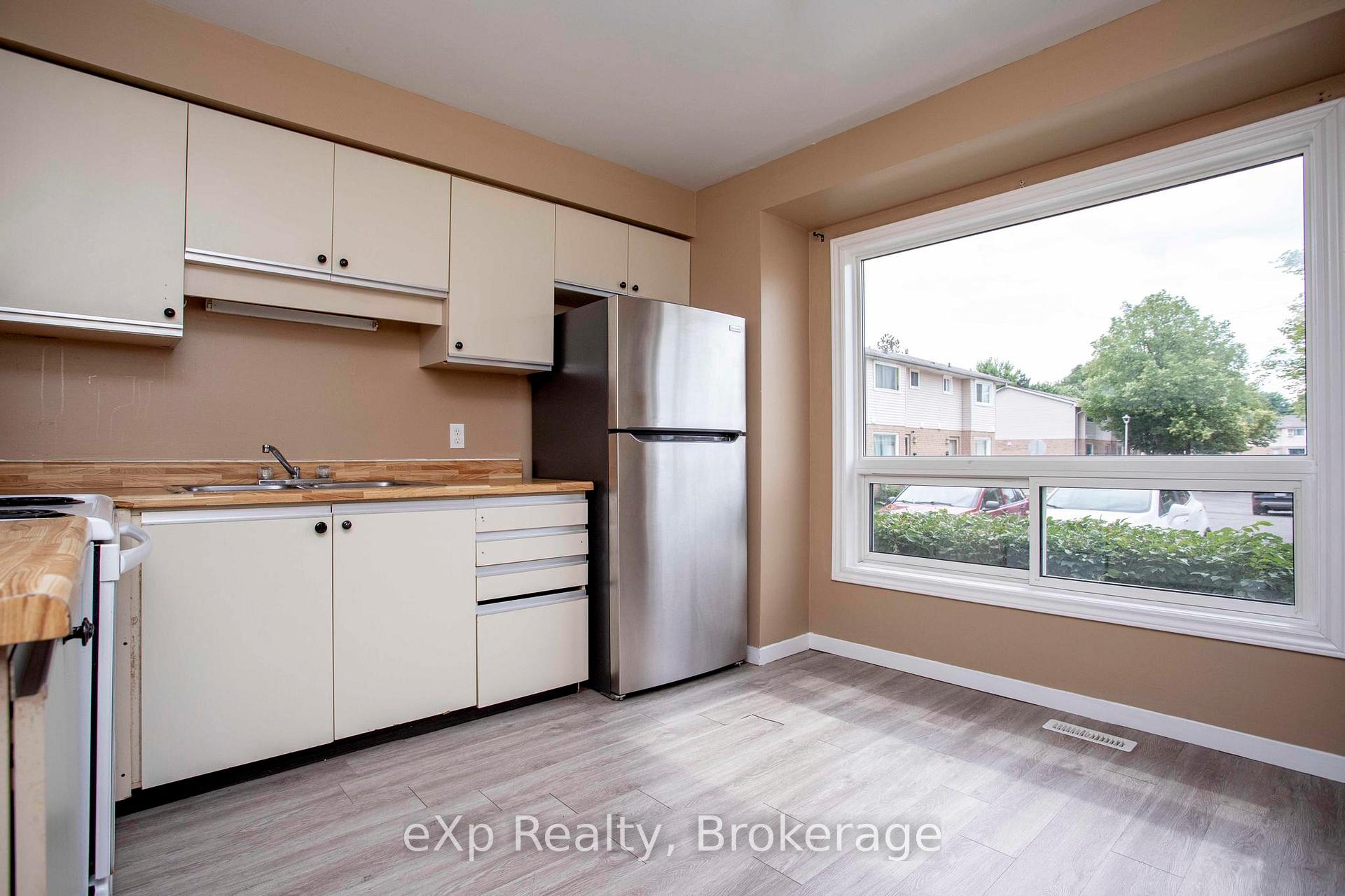 Photo 5 of Unit 24, 550 Second Street, London, East H — HOMEH