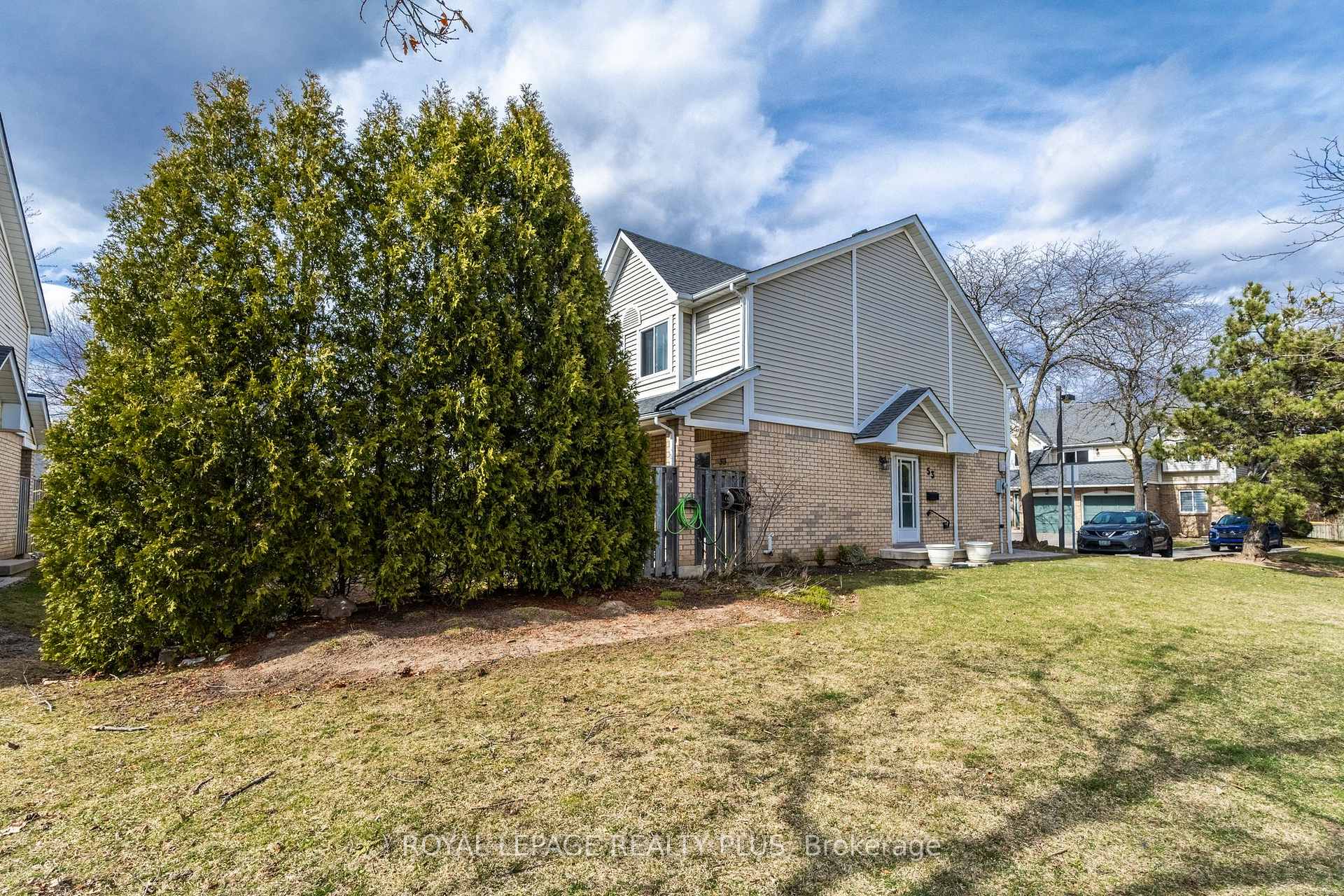 Photo 4 of Unit 53, 2530 Northampton Boulevard, Burlington, Headon — HOMEH
