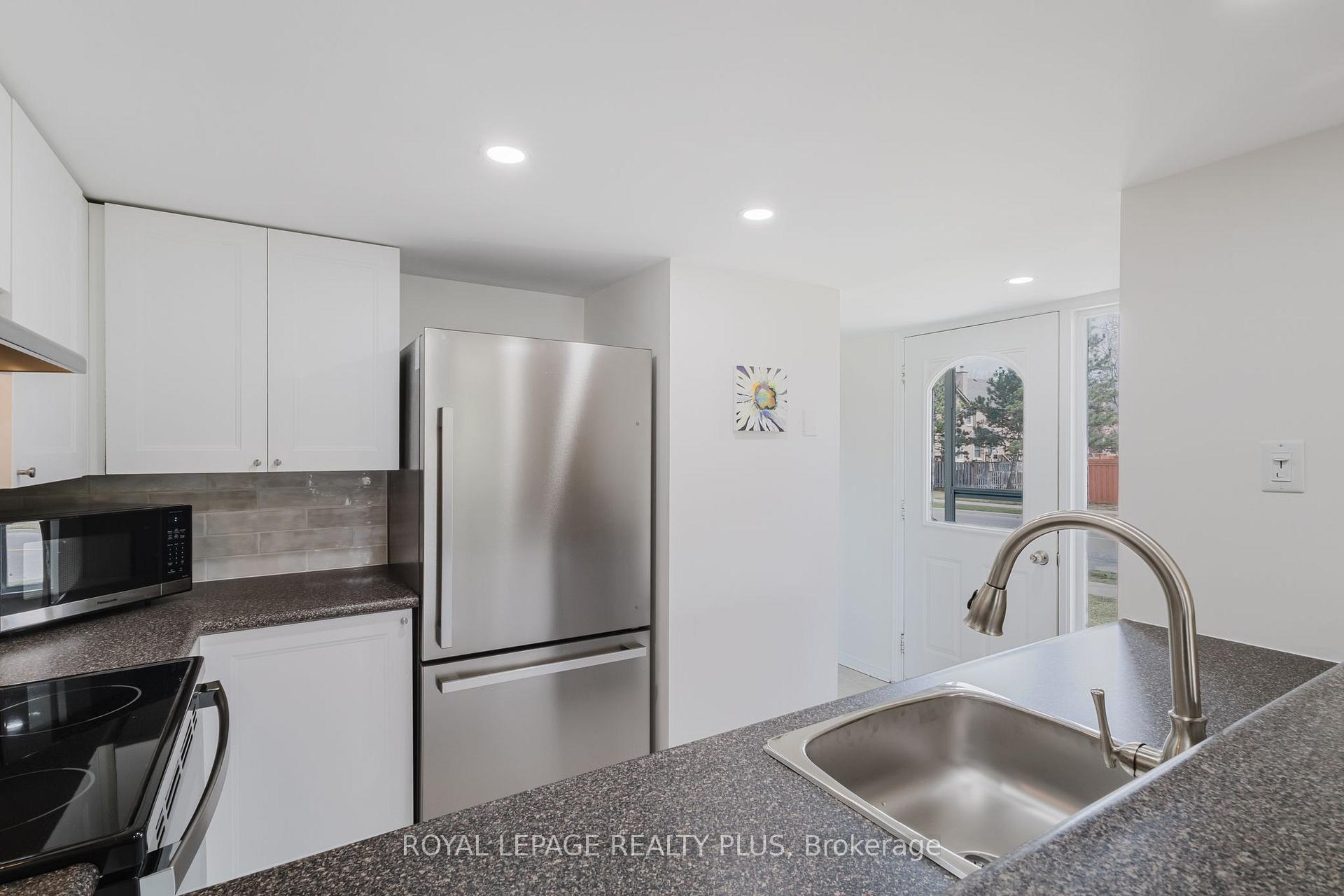 Photo 13 of Unit 53, 2530 Northampton Boulevard, Burlington, Headon — HOMEH